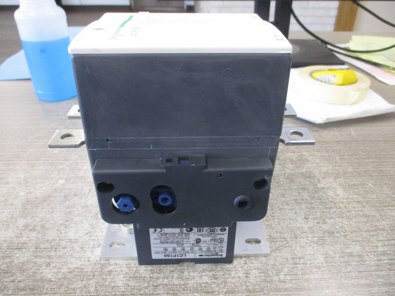 Schneider Electric Contactor LC1F150 127V Coil Used