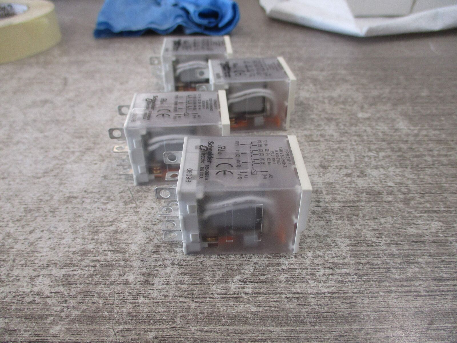 Telemecanique Relay RPM31F7 120V *Box of 4* New Surplus