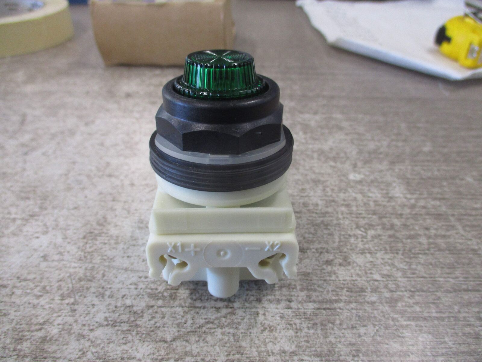 Square D Pilot Light 9001KP1W6 Ser. J New Surplus