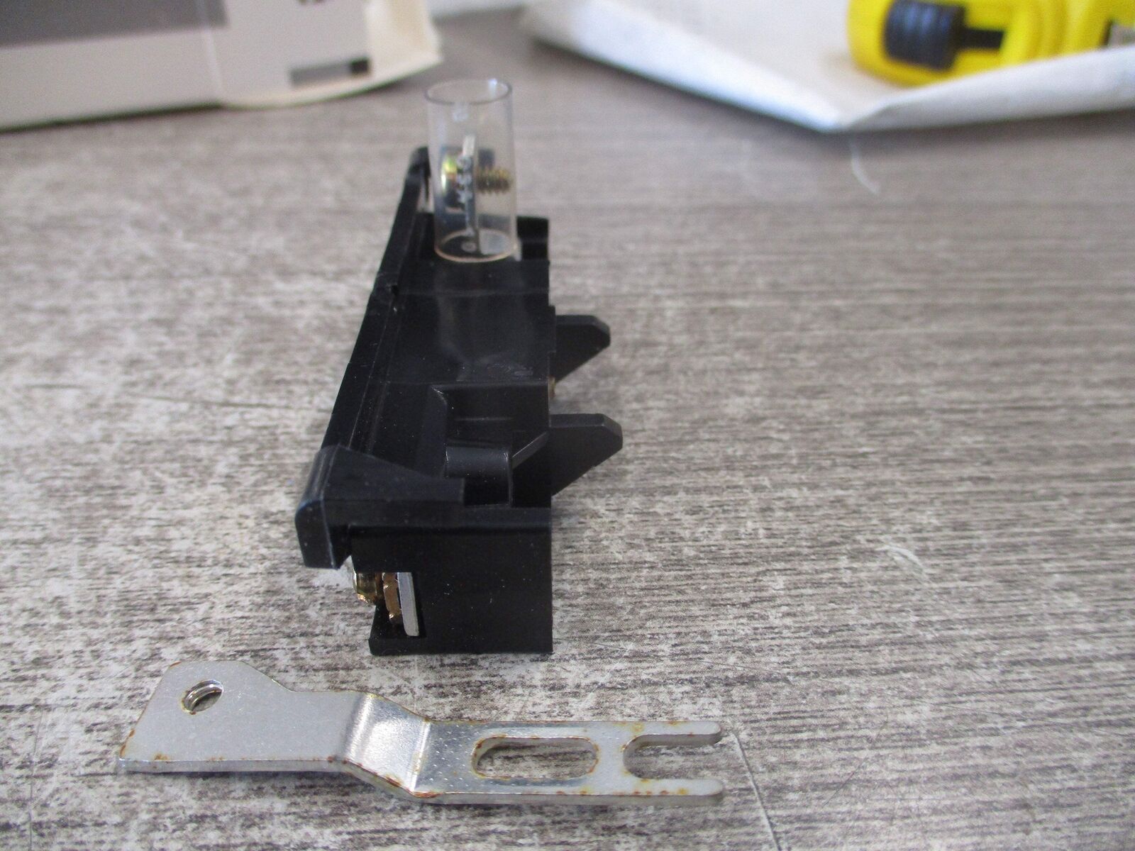 Square D Terminal Block 9999 T7 Ser. A Size 0-4 New Surplus