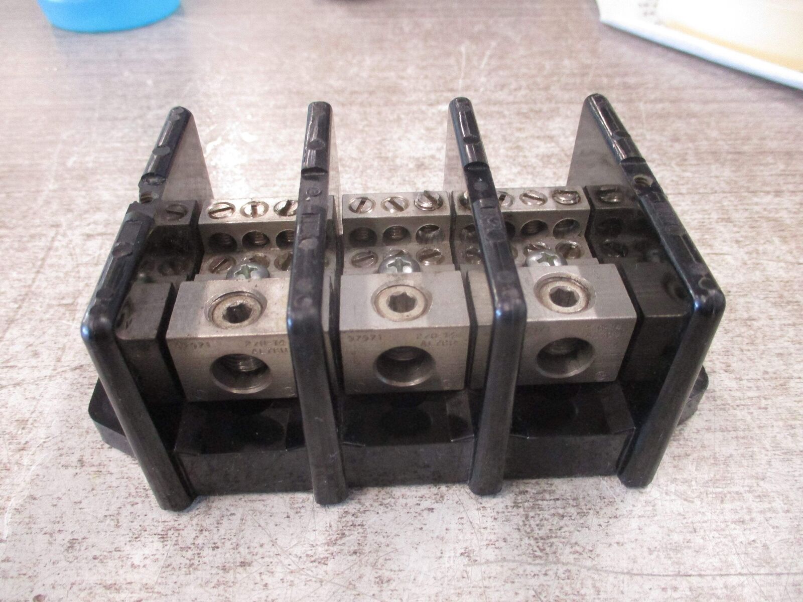 Marathon Power Distribution Block 1403401 175A 600V 3P Line: 2/0-6,8,10-14 Load: