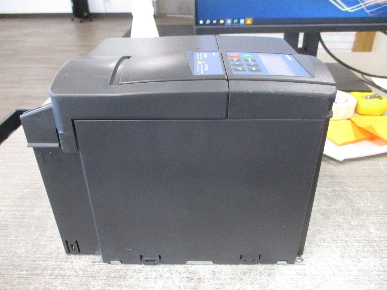 Siemens SED2-4/22X AC Drive 6SE6436-2UC24-0CA0 5PH 3Ph Input: 200-240V +10%-10%