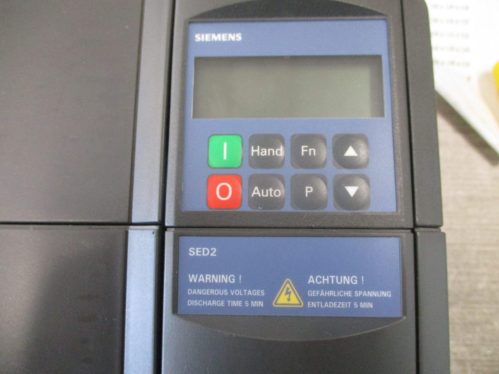 Siemens SED2-7.5/22X AC Drive 6SE6436-2UC27-5CA0 10HP 3Ph Input:200-240V +10%-10