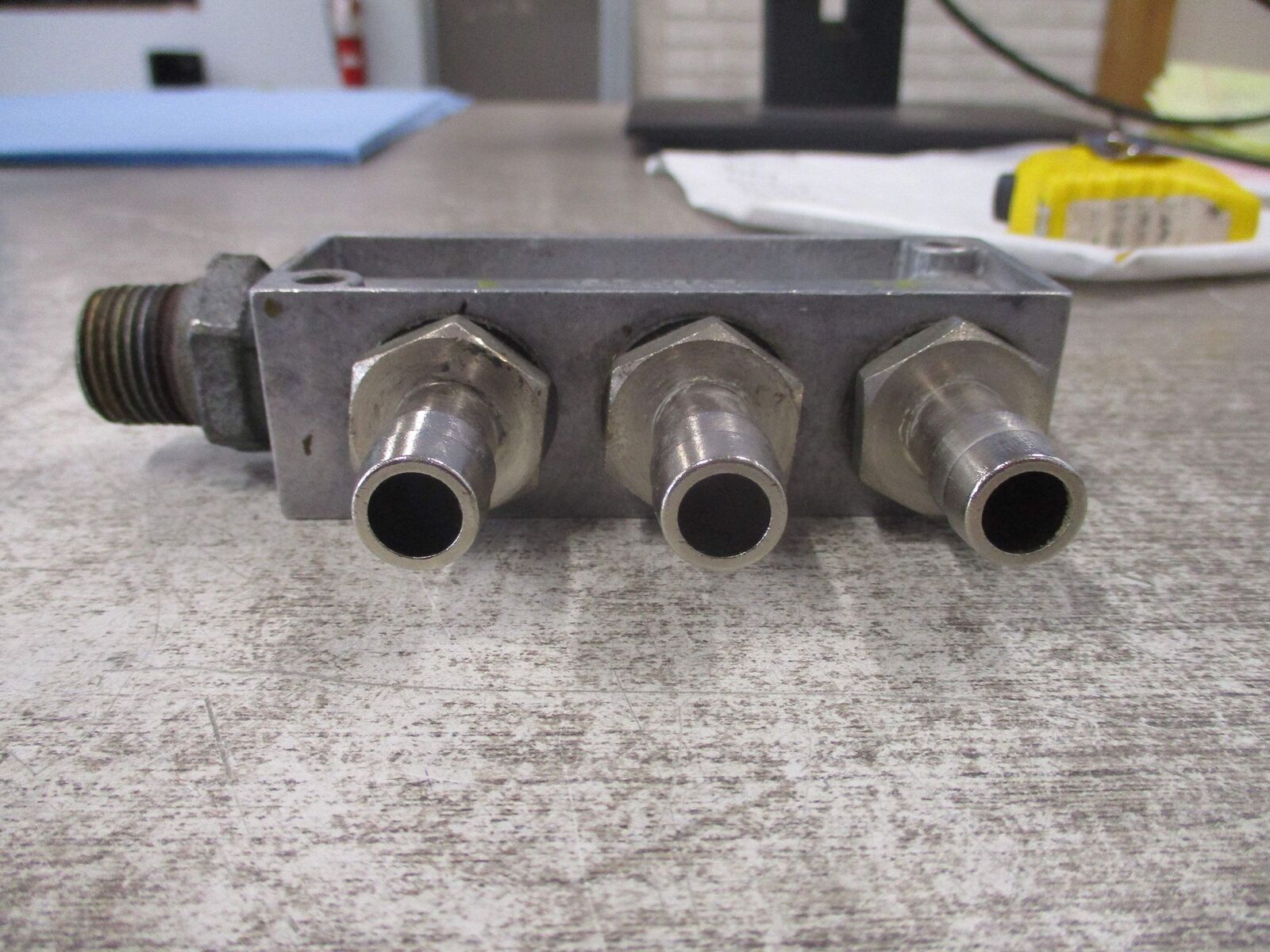 Festo Distributor Block FR-4-1/2B Used