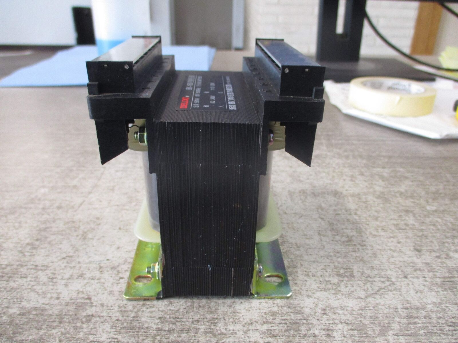 Delixi Transformer BK-150 150VA Pri: 240V Sec: 220V 50/60Hz Used