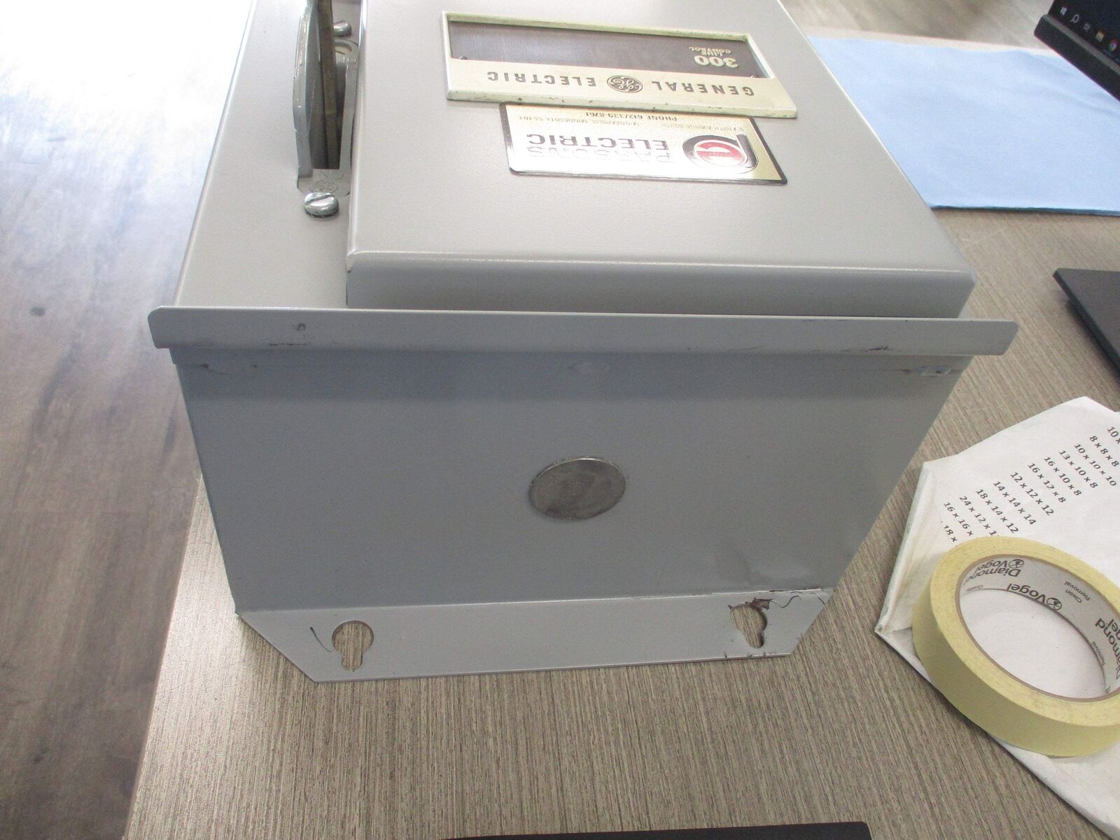 GE Nema 3R Non-Fusible Size 0 Combination CR308B600ACEA 120V Coil Used