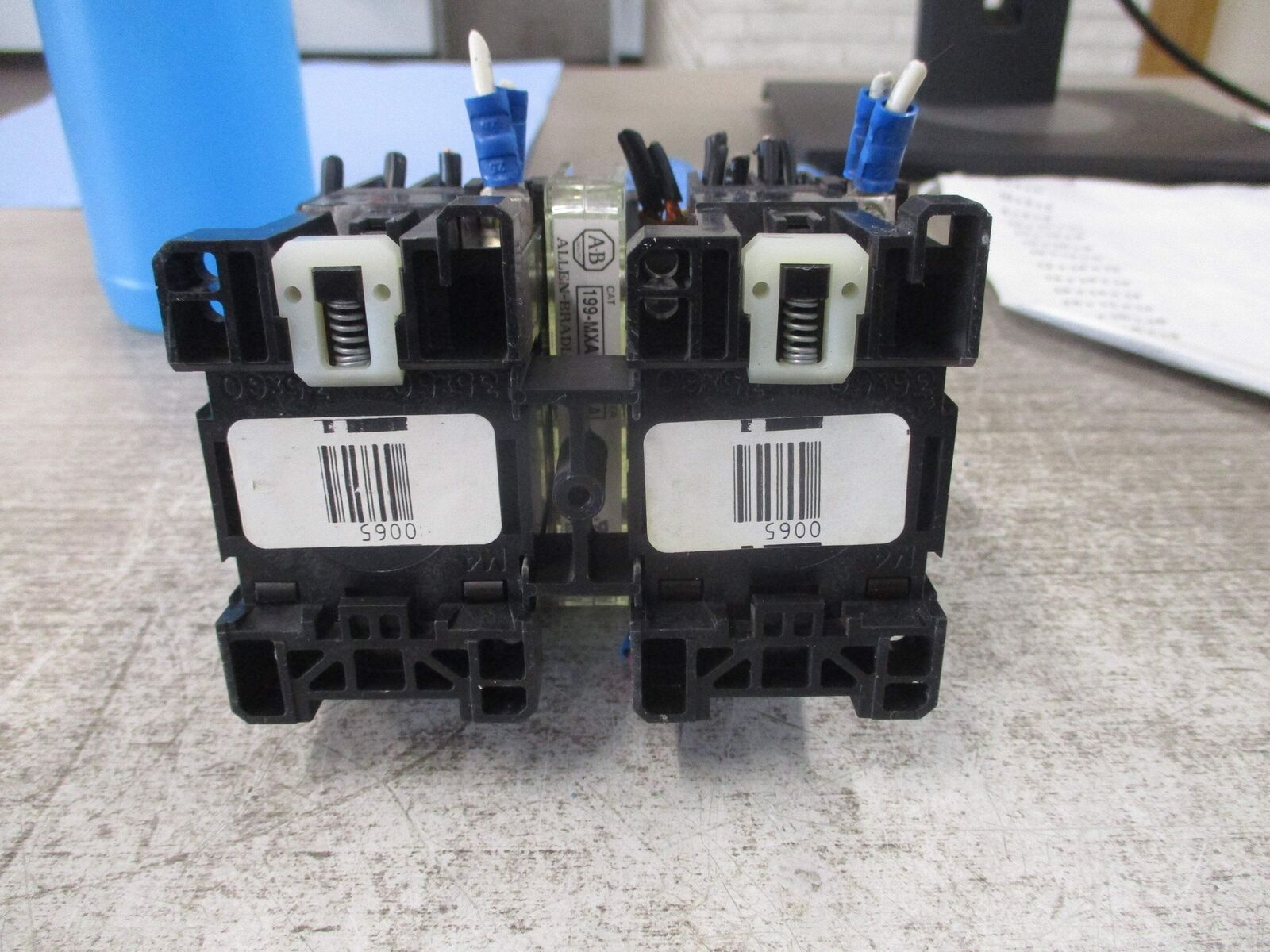 Allen-Bradley Reversing Contactor 100-A12ND3 Ser. B 120V Coil 12A 600V Used