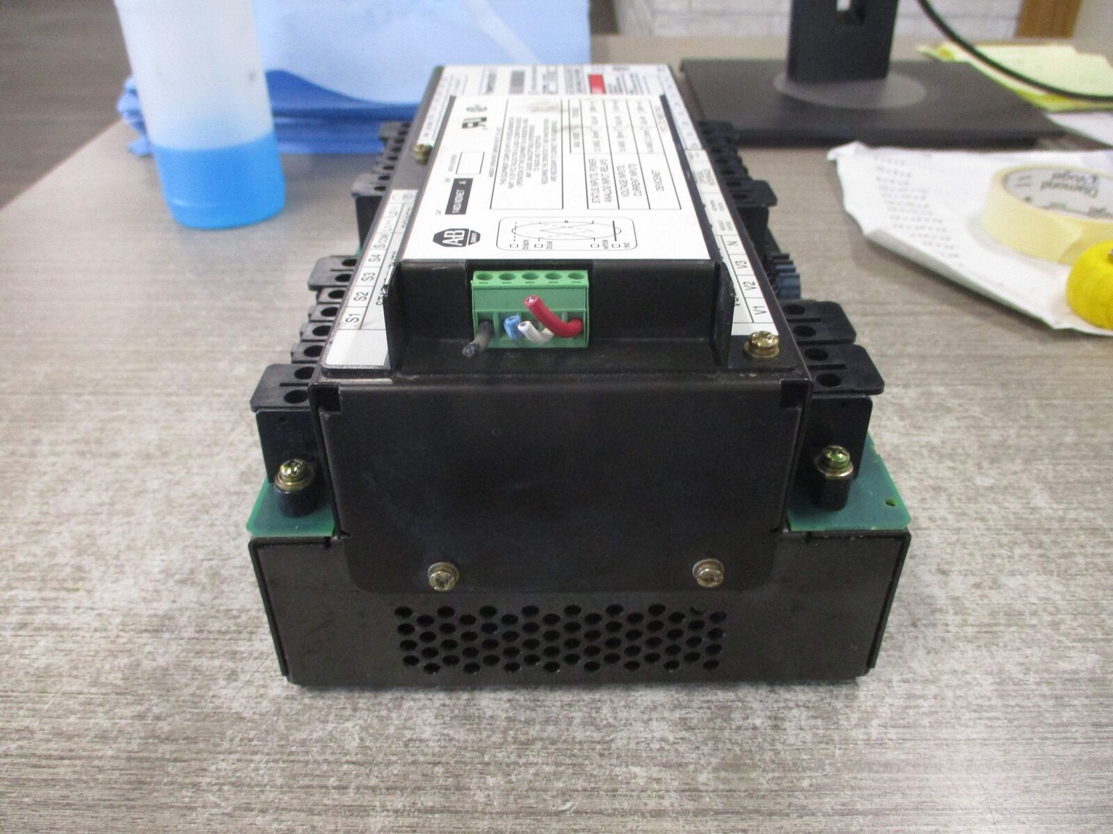 Allen-Bradley Powermonitor II Power Meter 1403-MM05A Ser. B FRN: 2.10 W/1403-NDN