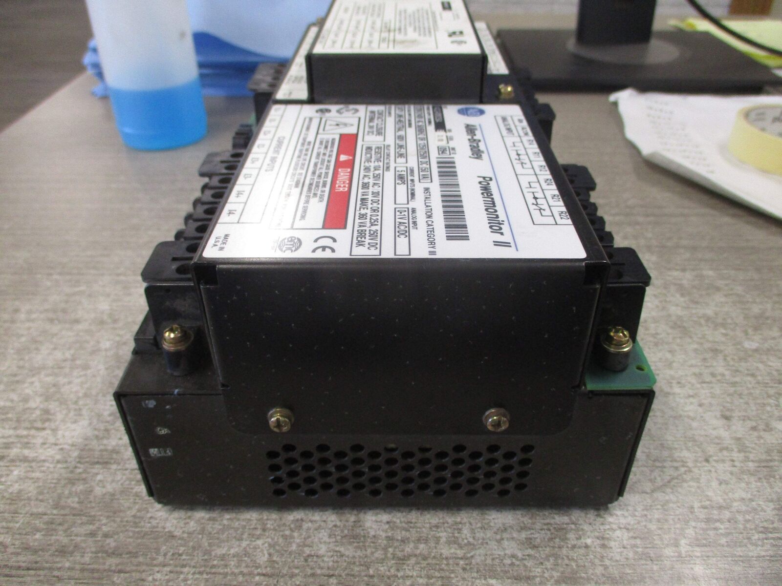 Allen-Bradley Powermonitor II Power Meter 1403-MM05A Ser. B FRN: 2.10 W/1403-NDN