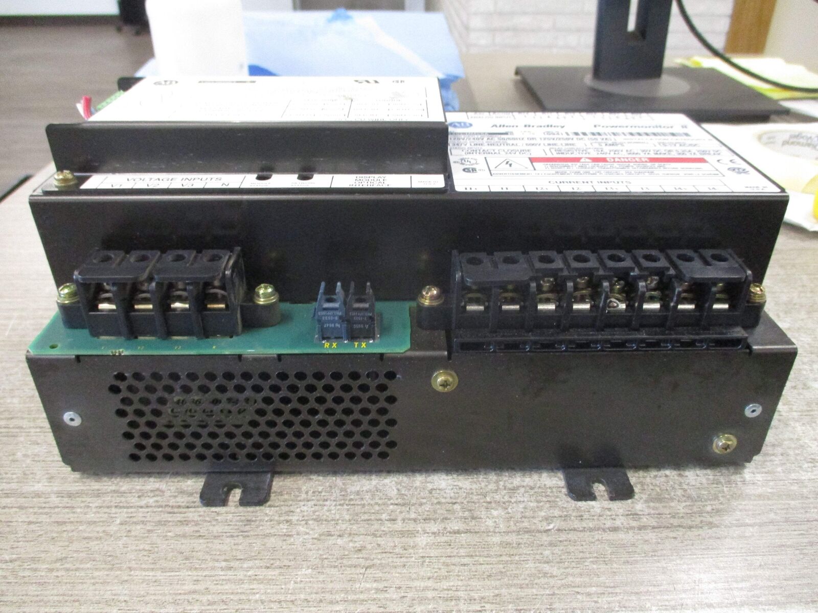 Allen-Bradley Powermonitor II Power Meter 1403-MM05A Ser. B FRN: 2.10 W/1403-NDN