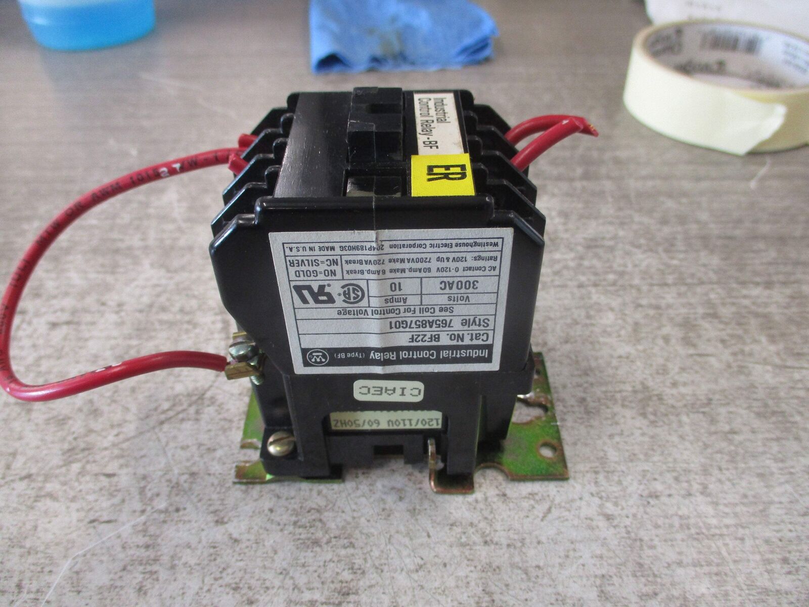 Westinghouse Control Relay BF22F Style 765A857G01 120V Coil 10A 300V Used