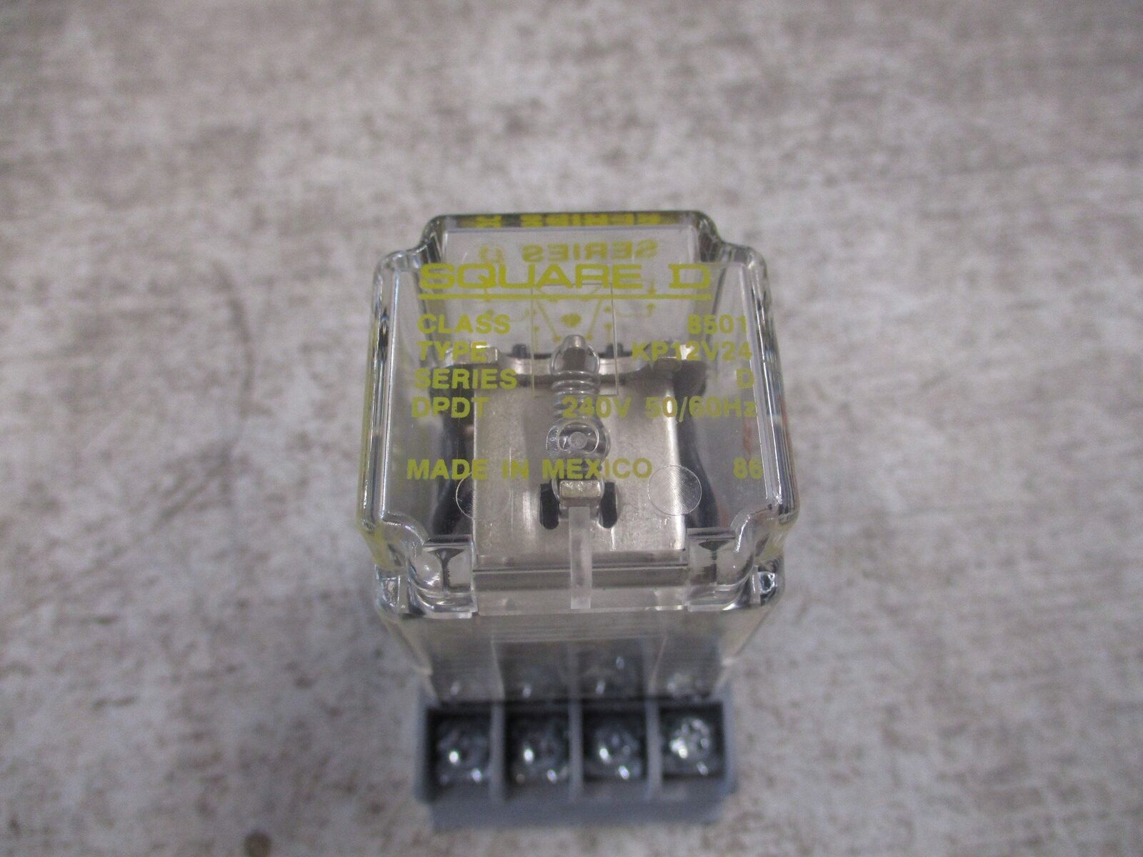 Square D Relay 8501 KP12V24 Ser. D 240V W/Base Used