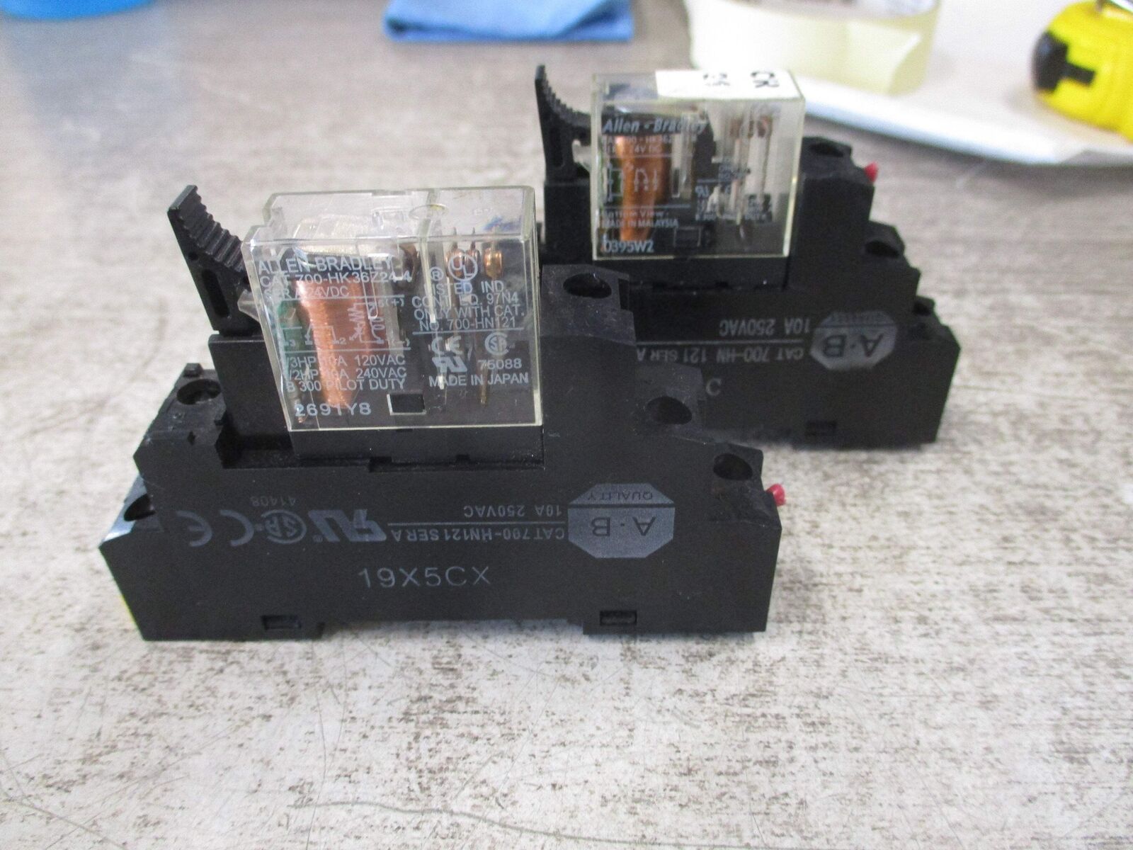Allen-Bradley Relay 700-HK36Z24-4 Ser. A 24VDC W/Base *Lot of 2* Used