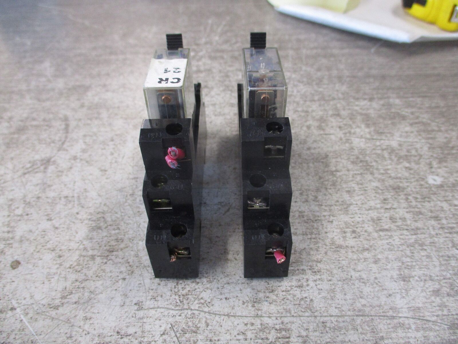 Allen-Bradley Relay 700-HK36Z24-4 Ser. A 24VDC W/Base *Lot of 2* Used