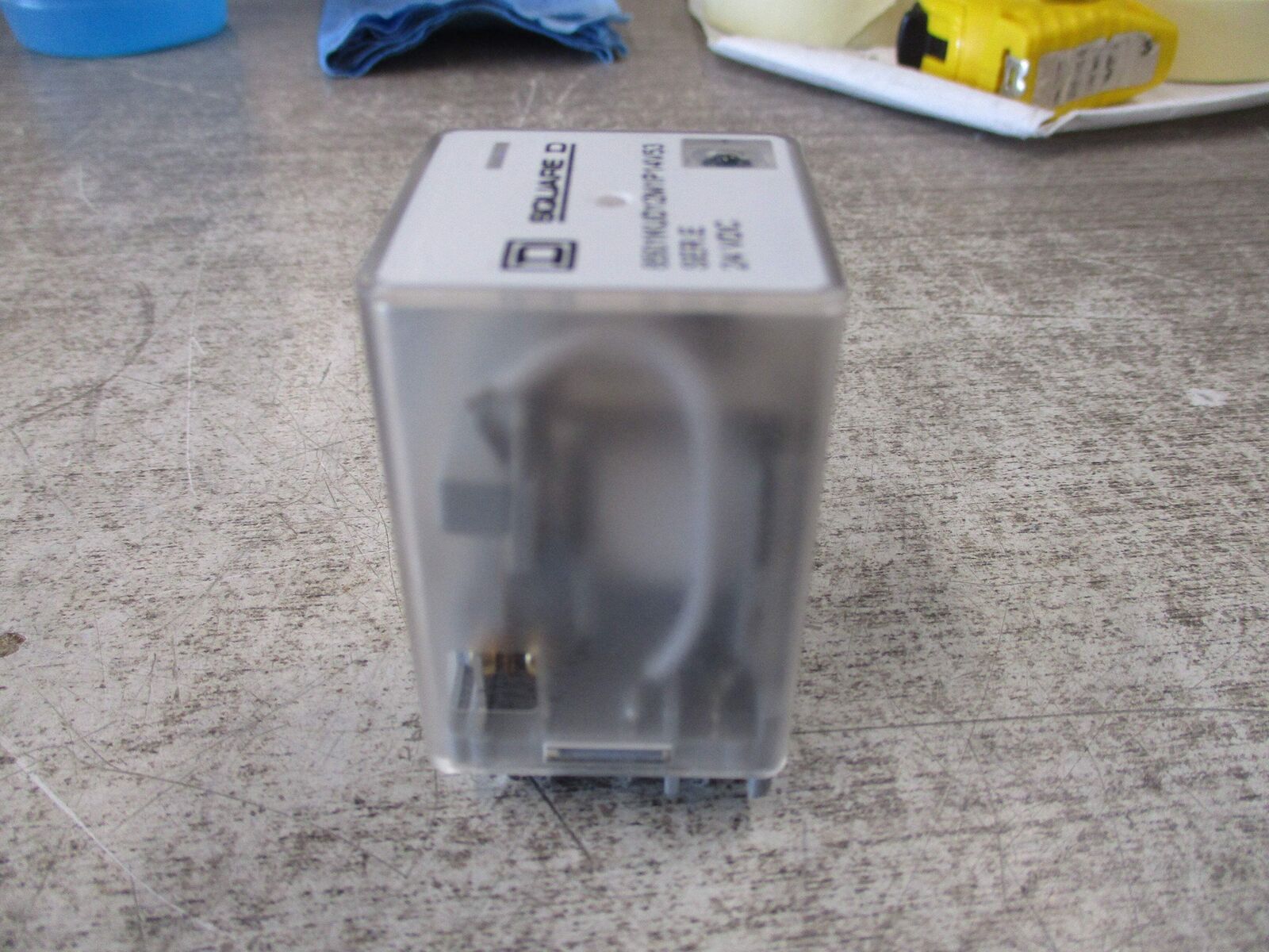Square D Relay 8501KUD12M1P14V53 Ser. E 24VDC Used