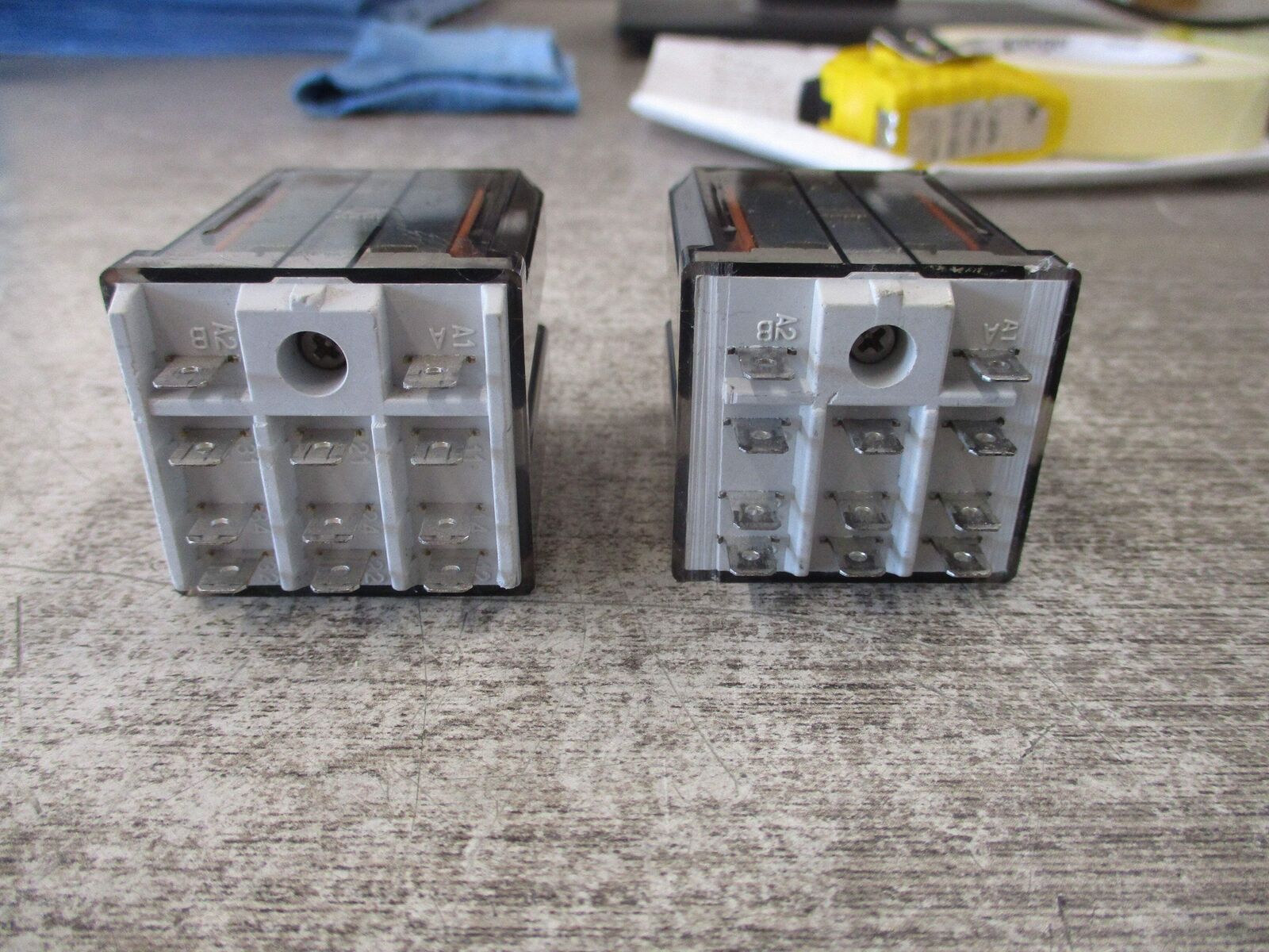 Allen-Bradley relay 700-HB33A1 Ser. D 120V *Lot of 2* Used