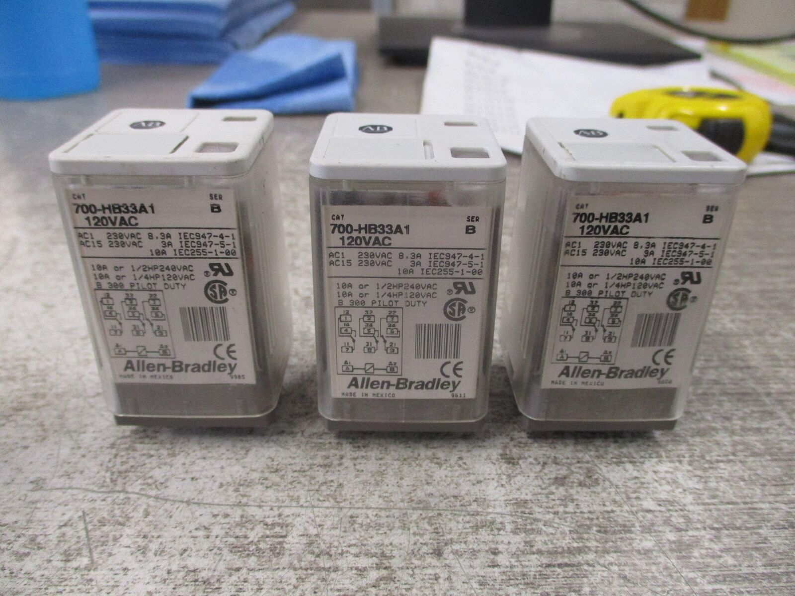 Allen-Bradley Relay 700-HA33A1 120VAC 10A *No Base* *Lot of 3* Used