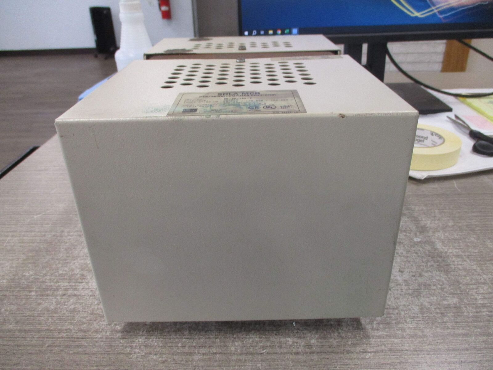 Sola MCR Mini/Micro Computer Regulator 63-23-150-8 500VA Input AT: 60Hz 95-130 /