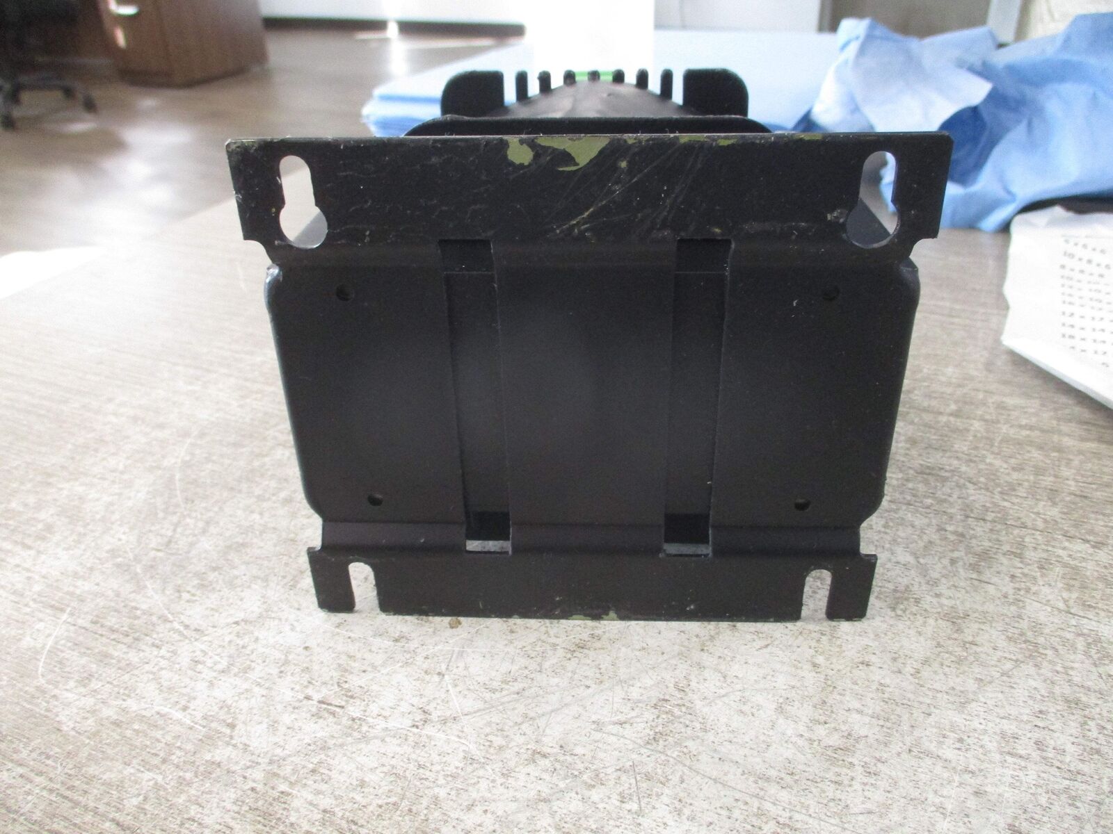 Murr Transformer 866784 750VA Pri: 480V Sec: 120/230V 50/60Hz New Surplus