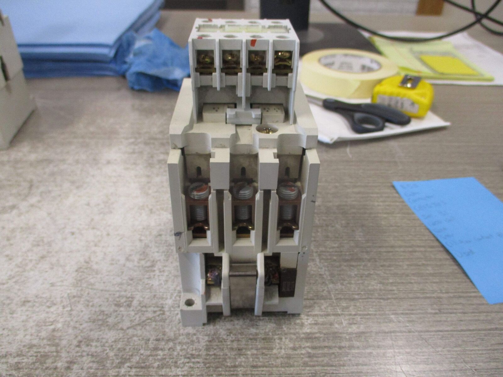 Eaton Contactor CE15JN3 Ser. B1 120V Coil 60A 600V (1) Aux Contact Block Used