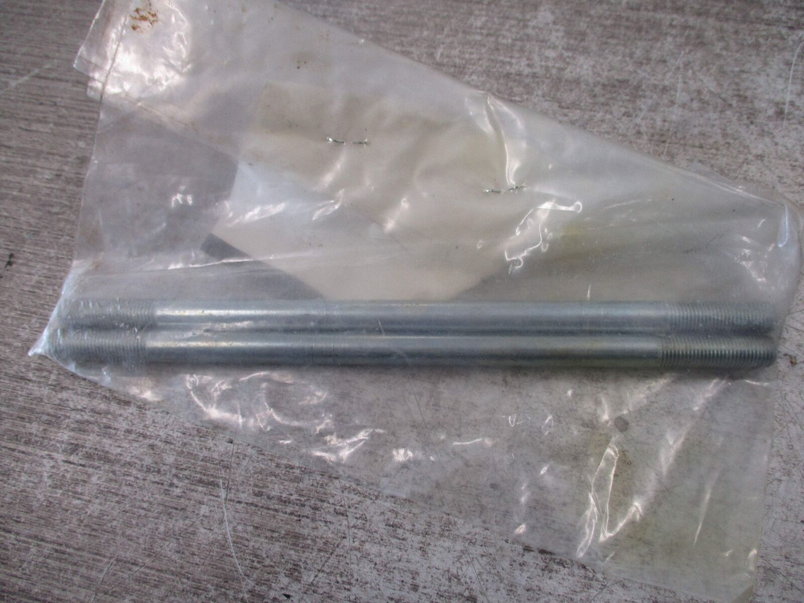 Hyster Rod 0324937 *Lot of 2* *No Box* New Surplus