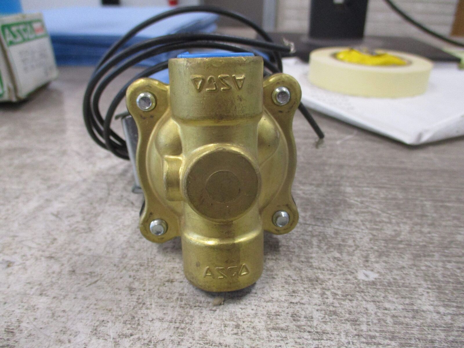 Asco Red-Hat Solenoid Valve 8210C34 V 125 PSI 24V 60Hz New Surplus