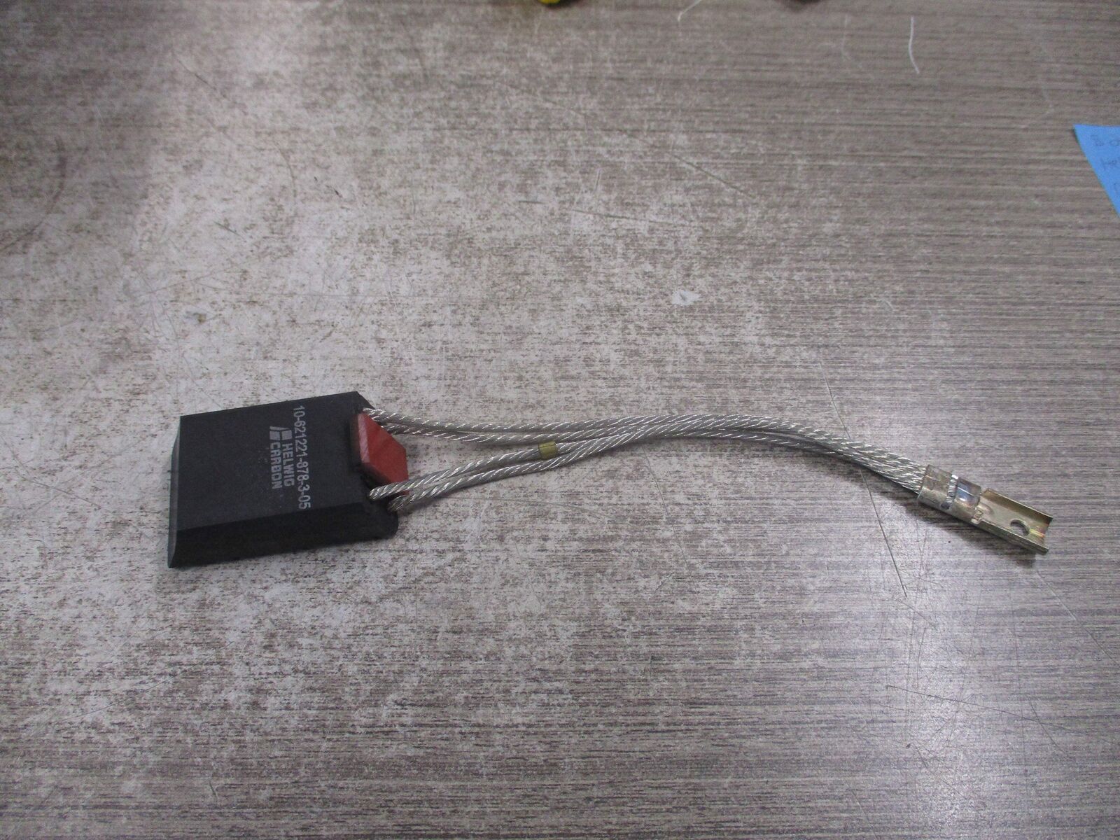 Helwig Carbon Motor Brush 10-621221-878-3-05 *No Box* New Surplus