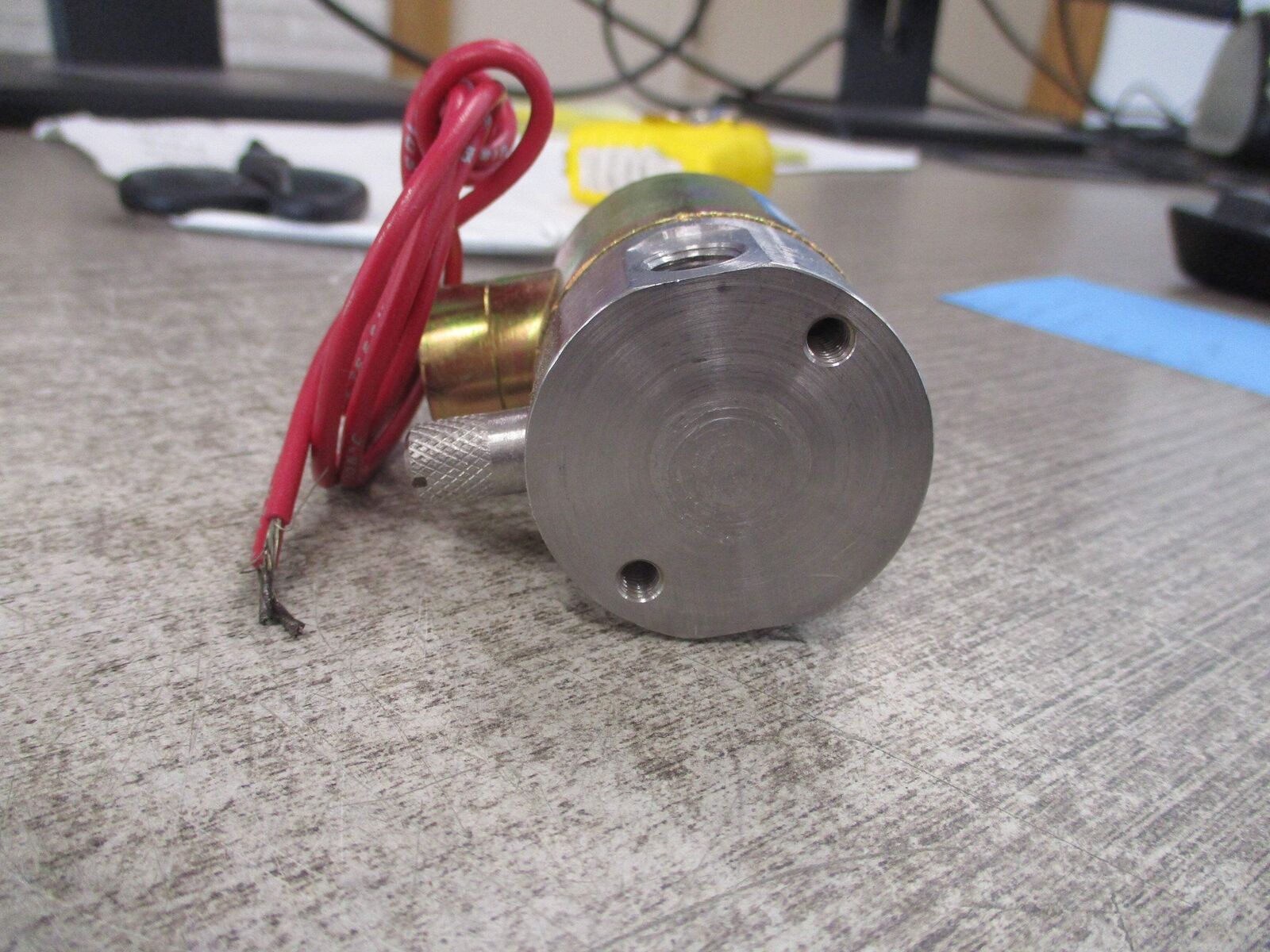 Skinner Solenoid Valve V5D16615 120V 60Hz New Surplus