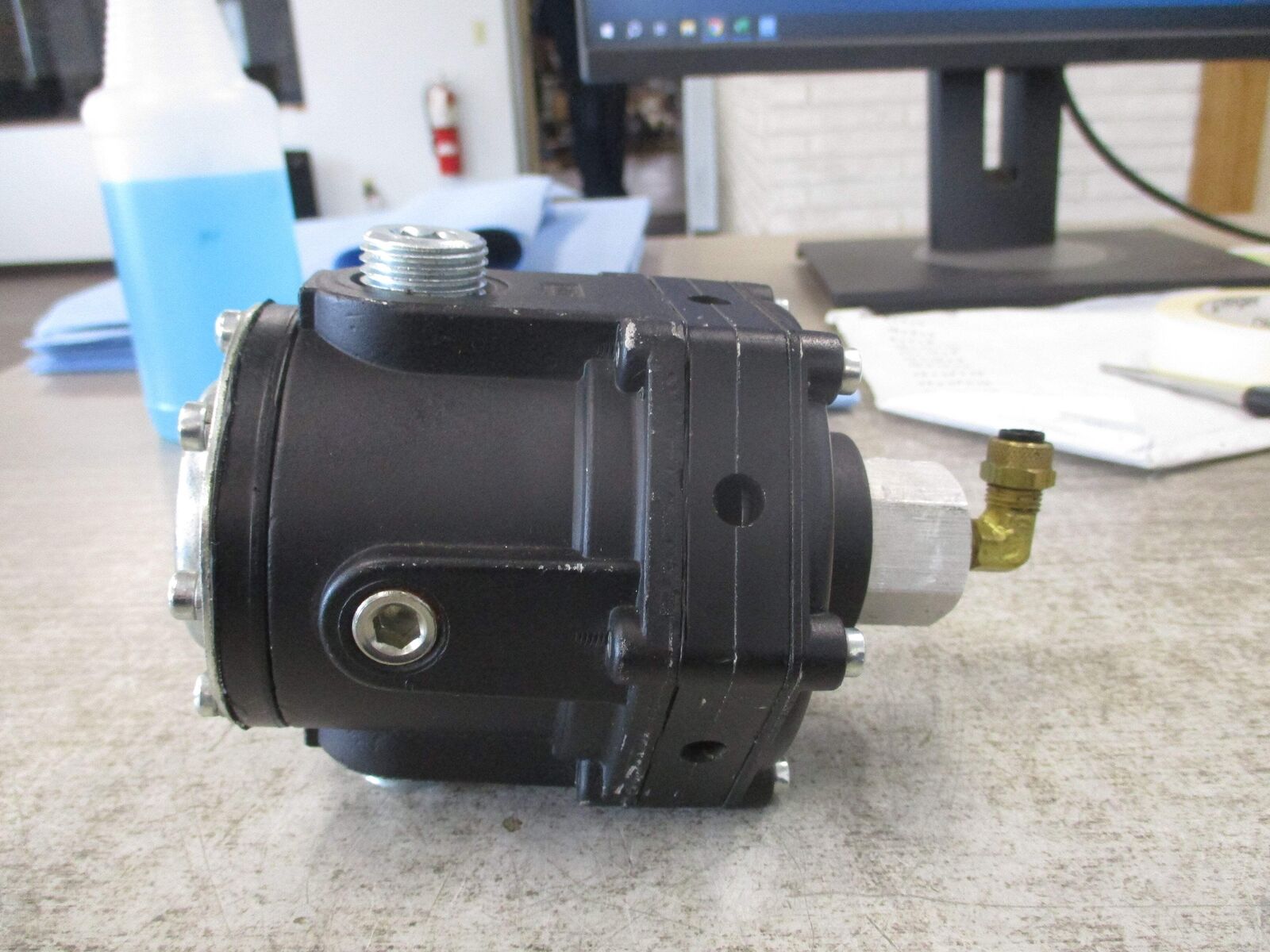 Fairchild Regulator 1-D19288 Used