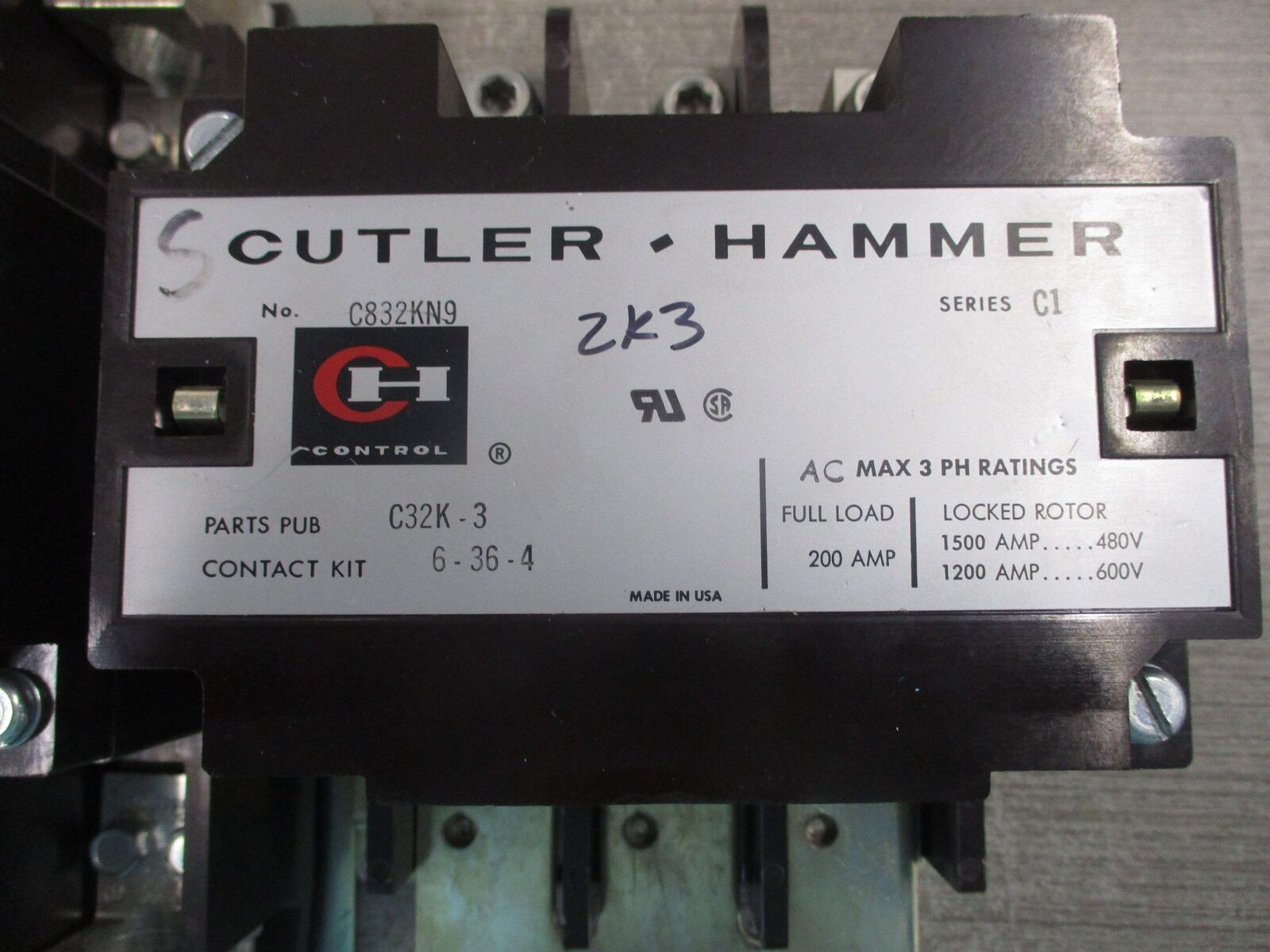 Cutler-Hammer Contactor C832LN1/C832KN9 Ser. C1 350A/200A 120V Coil Used