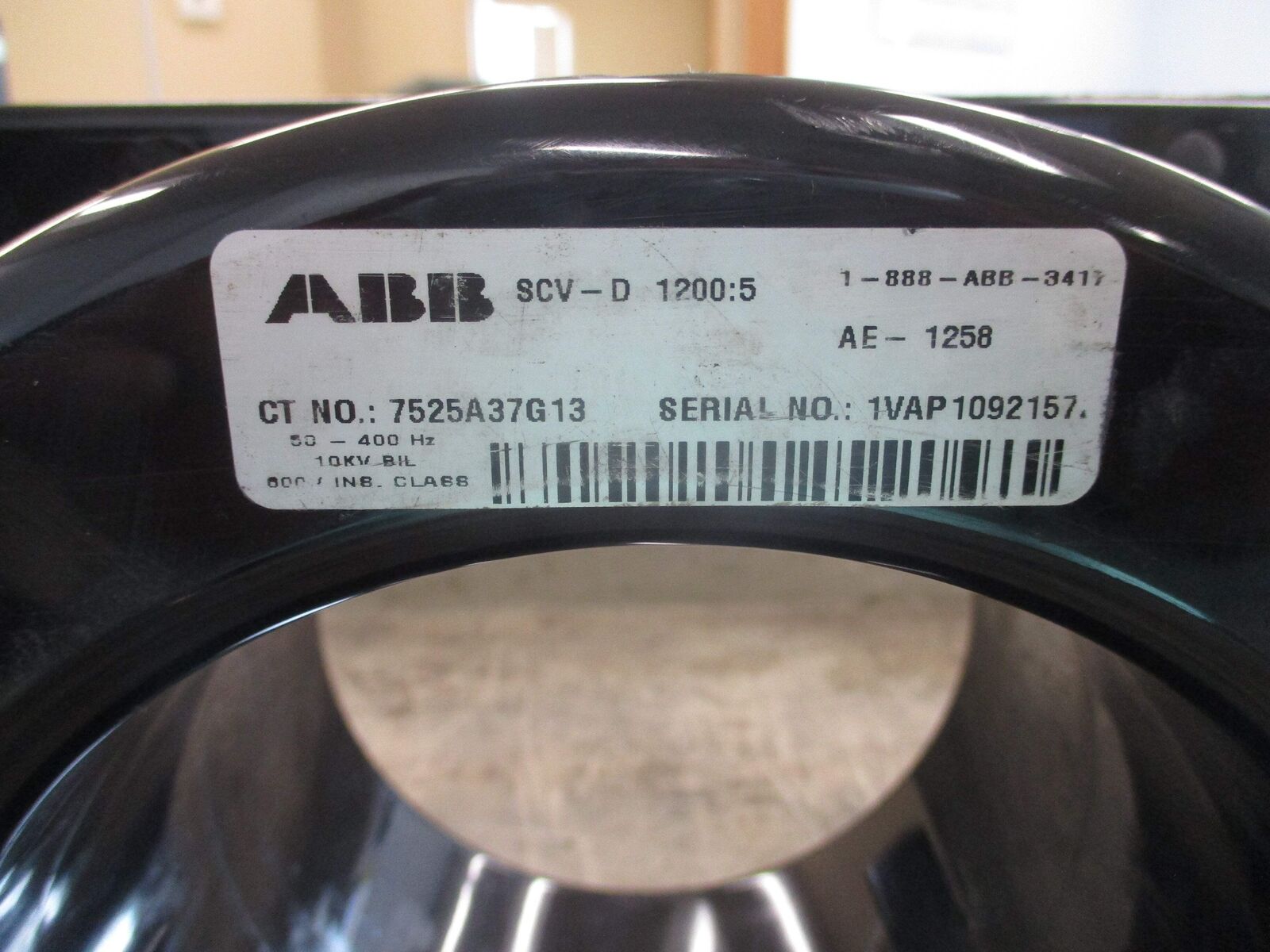 ABB SCV-D Current Transformer 7525A37G13 Ratio 1200:5A 600V 50-400Hz 10kV BIL Us