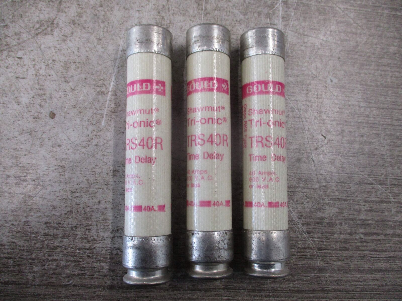 Gould Shawmut Tri-Onic Fuse TRS40R 40A 600V *Lot of 3* Used