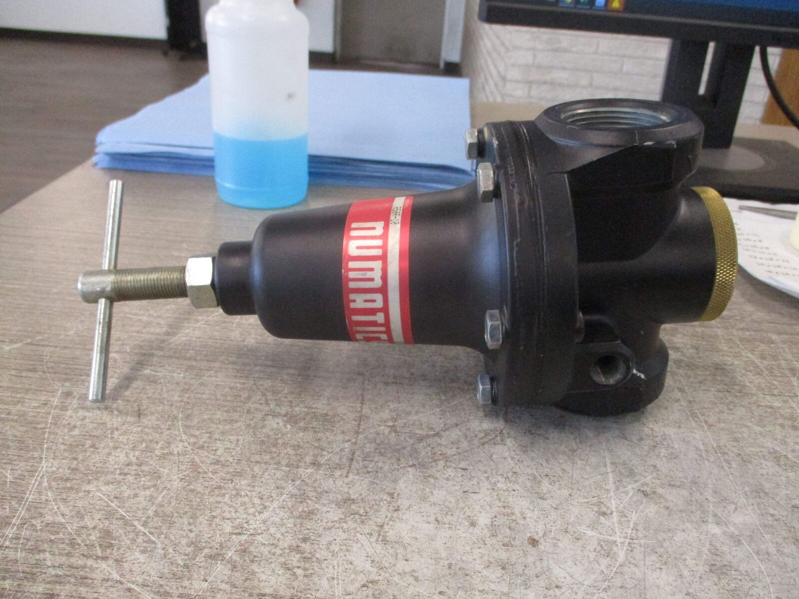 Numatics Pneumatic Regulator R50R-10 Used
