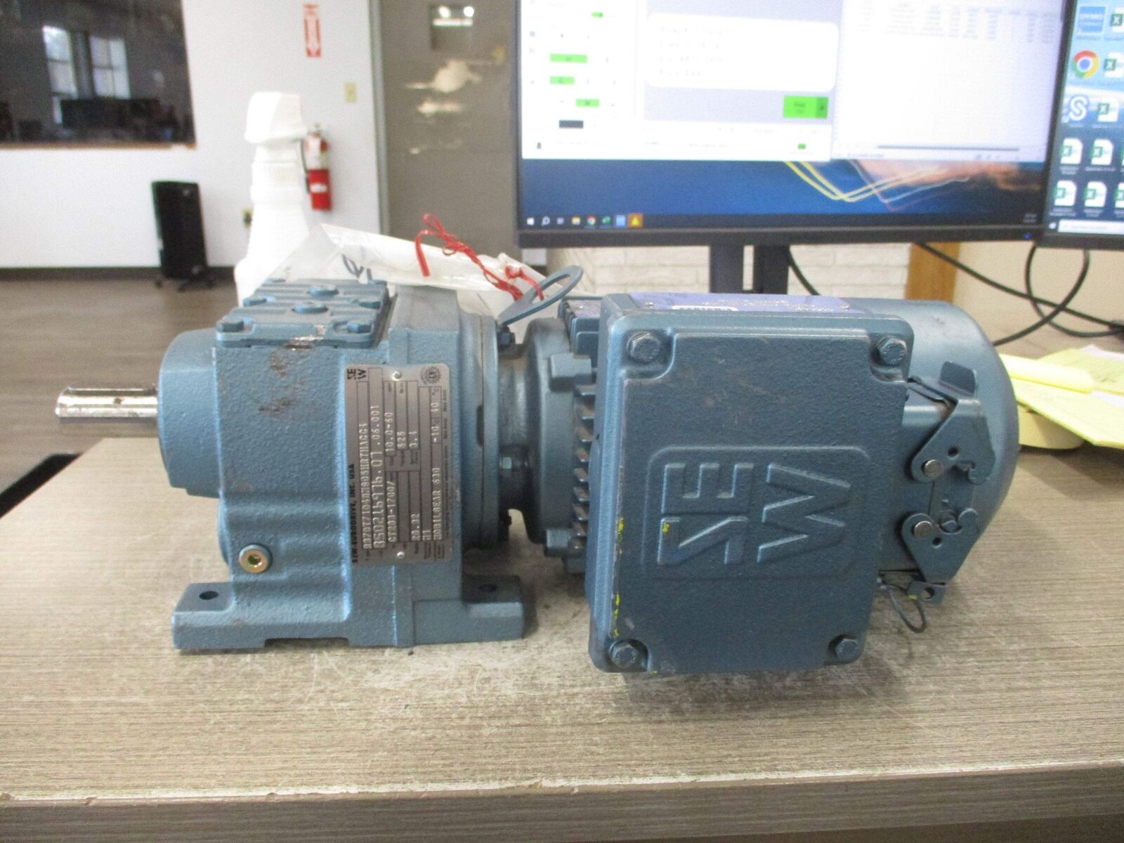 Sew-Eurodrive Gearmotor DFT71D4BMG05HRTHACC4 .5HP 460V 1800RPM TEFC Enclosure 1.