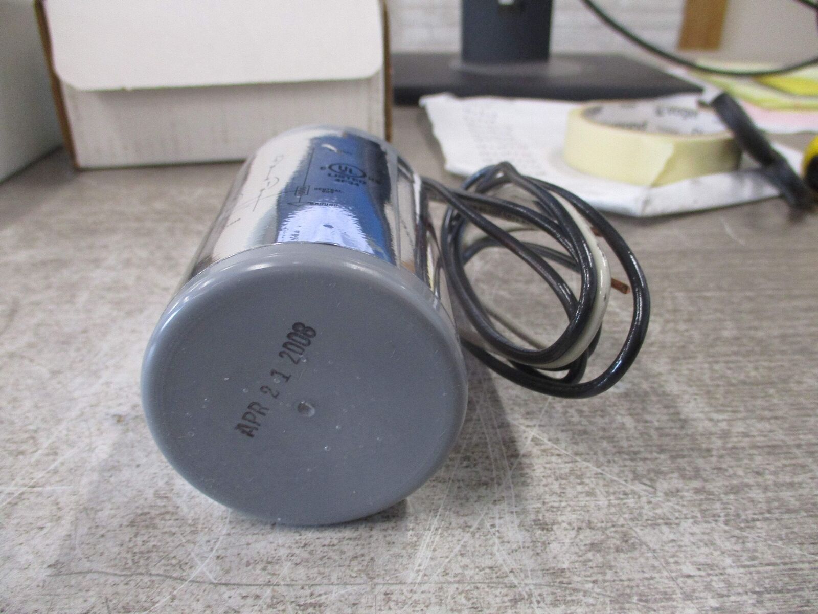 Delta Surge Capacitor CA 302R 125-250V 3W 1Ph New Surplus