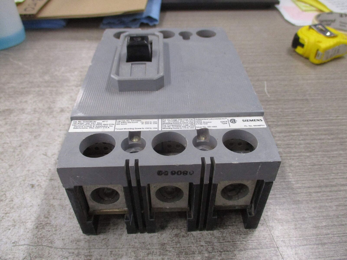 Siemens Circuit Breaker QJH23B150 150A 3P 240V *Chipped Casing* Used