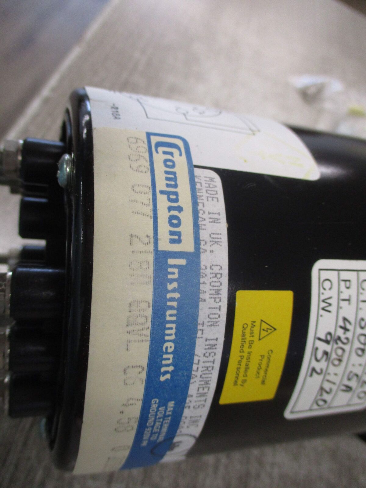 Crompton AC Kilowattmeter 6969 077 218A QQVL CG 4.58 Range: 0-2000KW New Surplus