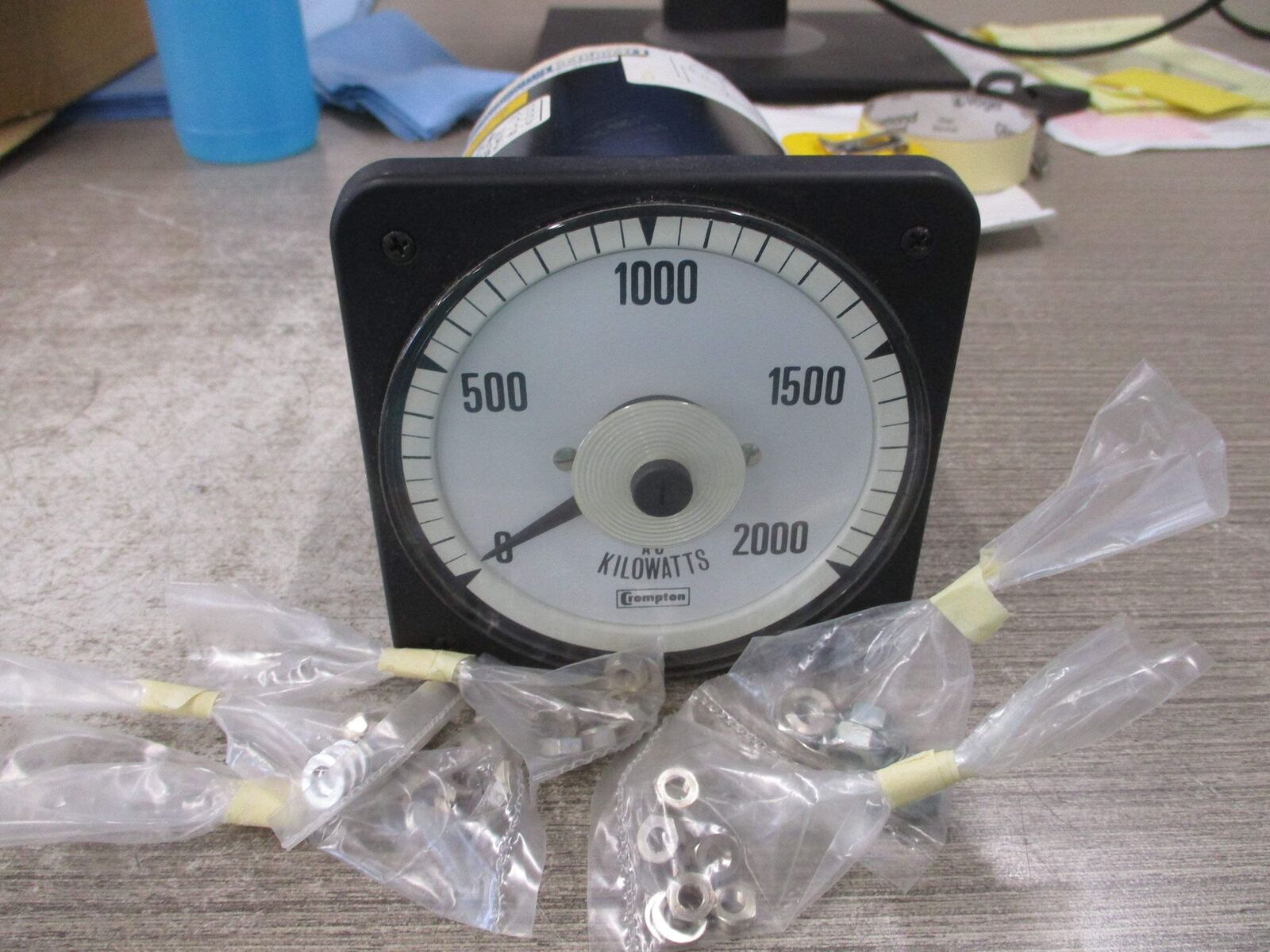 Crompton AC Kilowattmeter 6969 077 218A QQVL CG 4.58 Range: 0-2000KW New Surplus