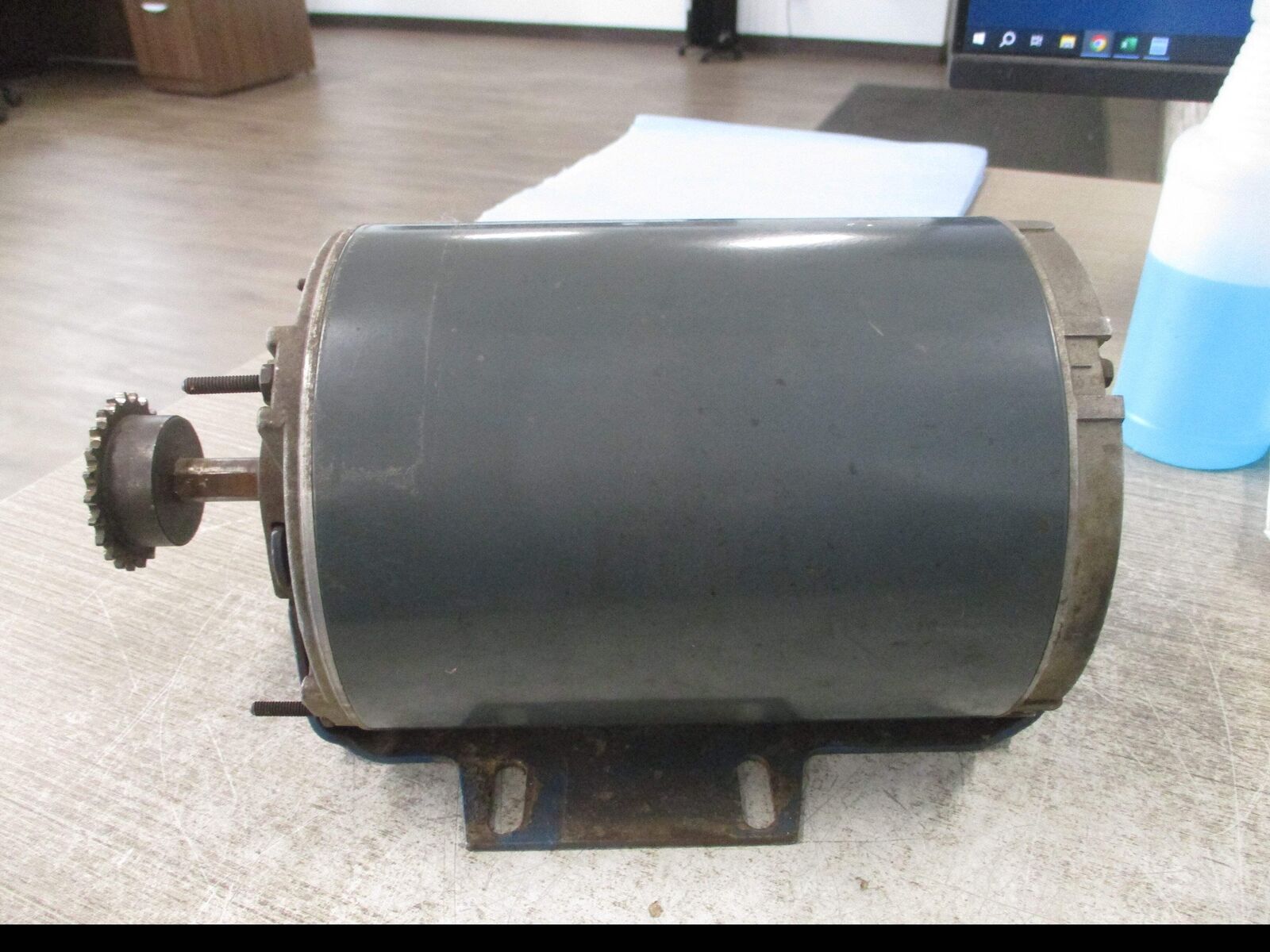 GE Motor 5KH37PN41G 1/6HP 115V 1200RPM 4.0A 60Hz 1PH Frame: 48Z Used