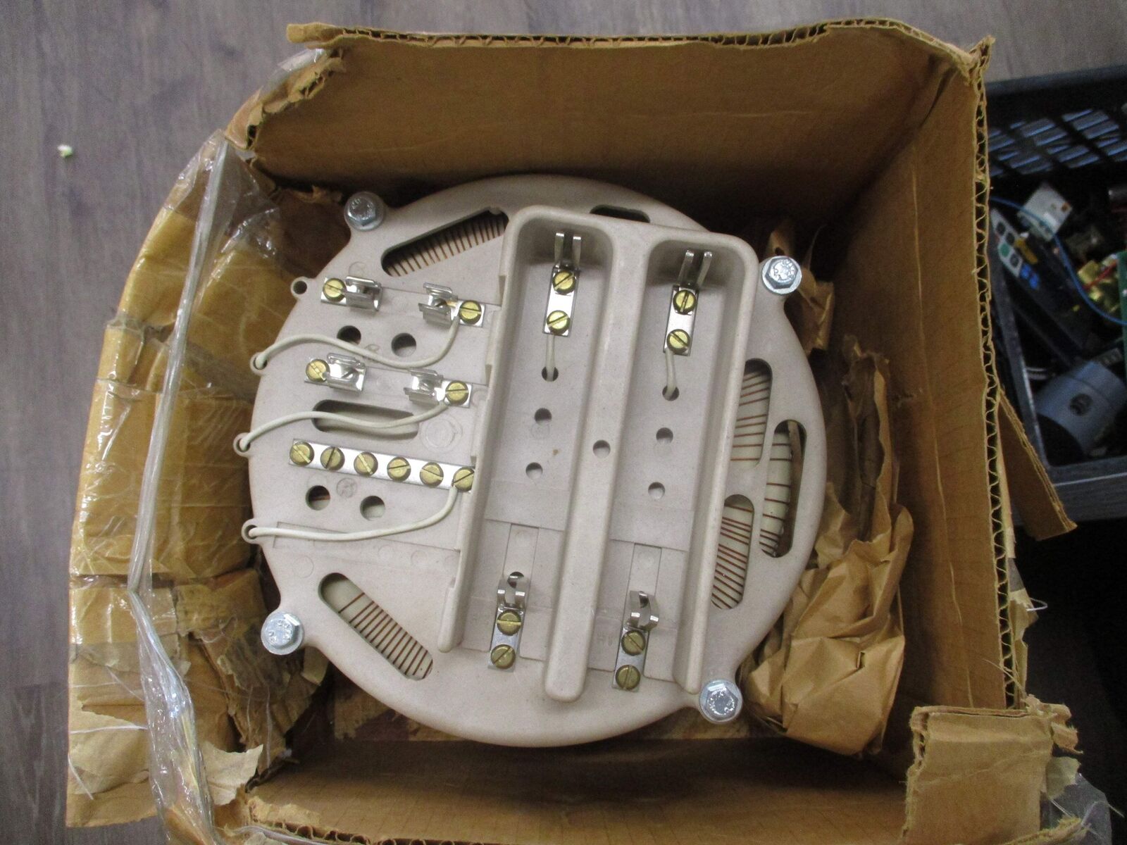 Instrument Transformers Control Power Transformer 401-480-6 1 KVA Pri: 480V Sec: