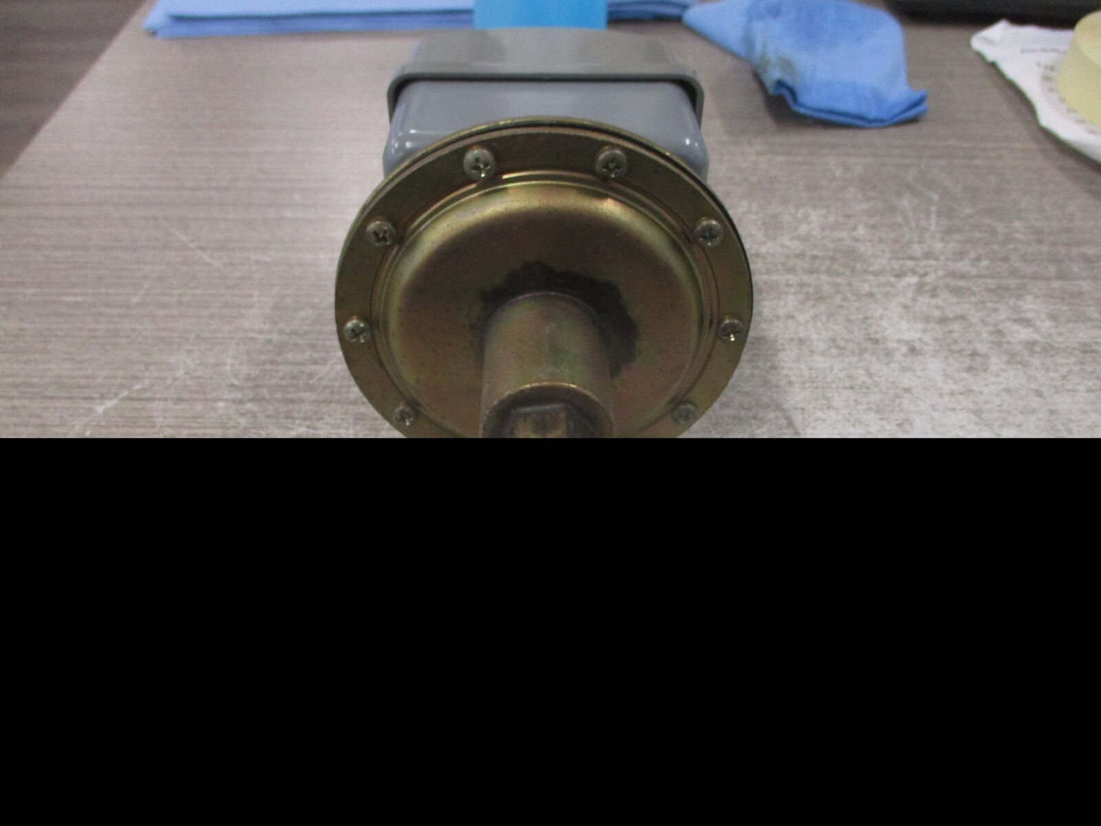 Square D Vacuum Switch 9016GVG1J13 Ser. C Used