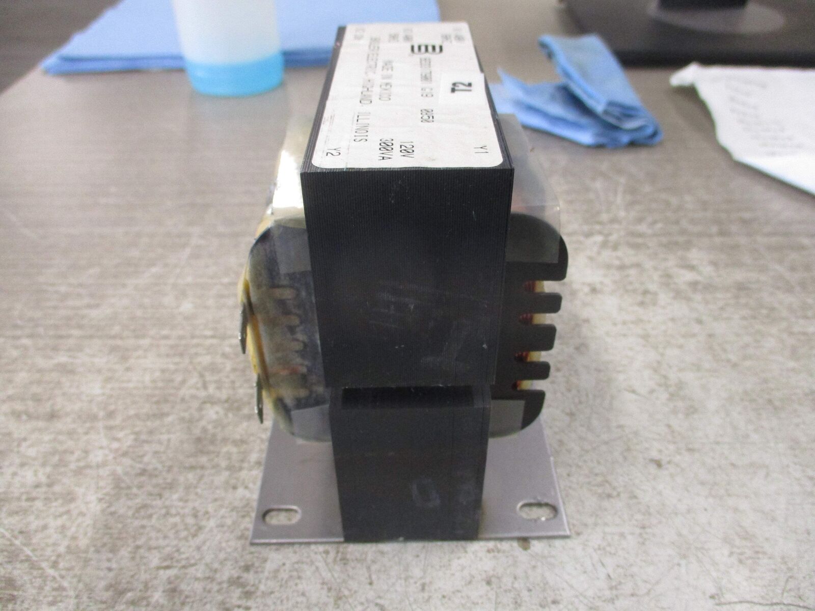 Basler Transformer BE33179001 300VA Pri: 400/480V Sec: 120V Used