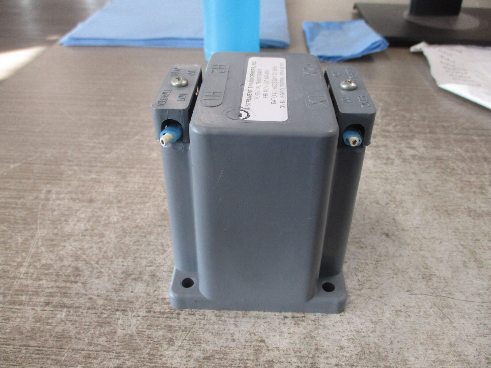 Instrument Transformers Potential Transformer 465-480 Pri: 480V Ratio 4:1 60Hz 1