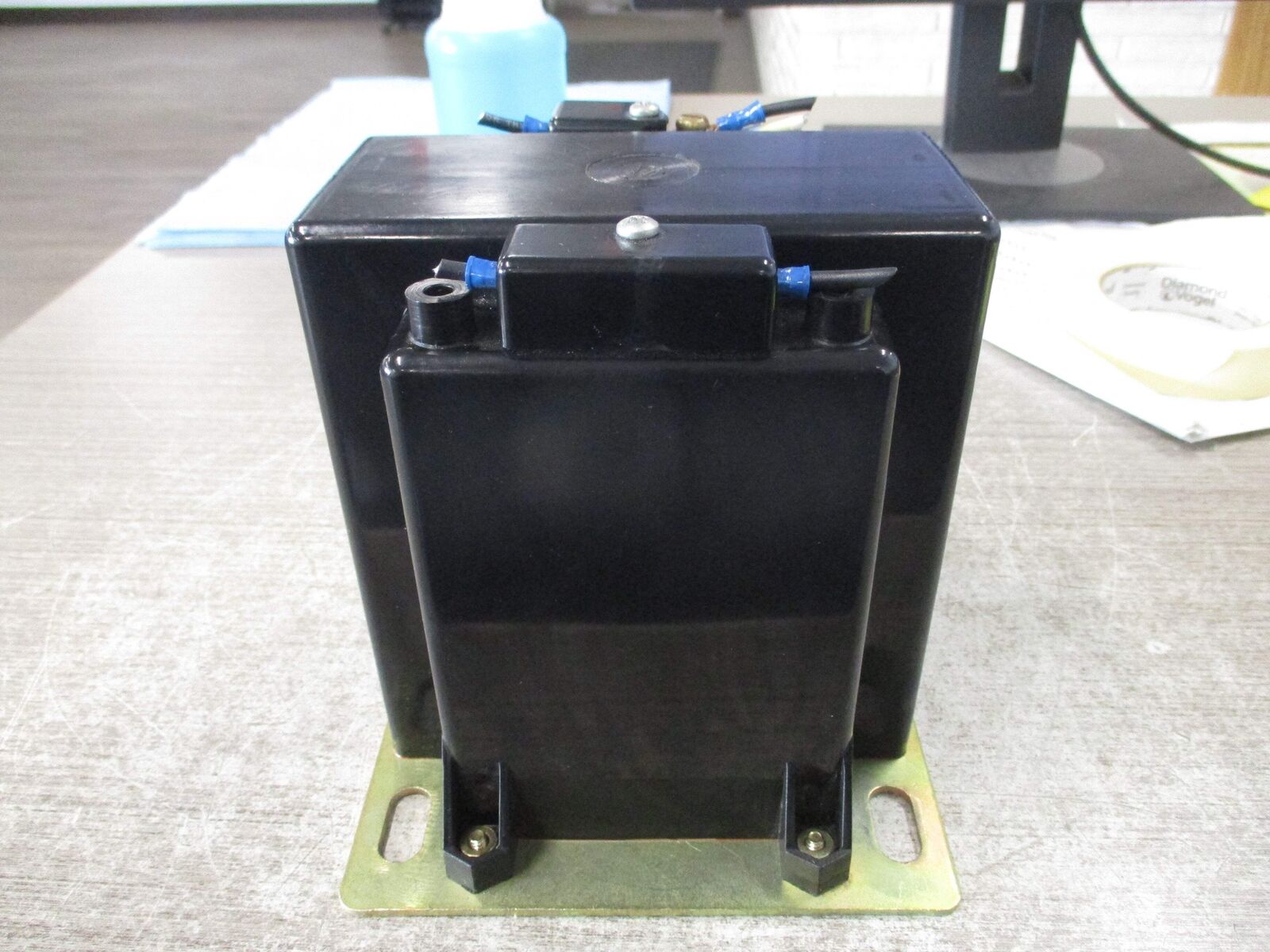 Instrument Transformers Potential Transformer 450-480 10KV BIL Pri: 480V *(1) Br