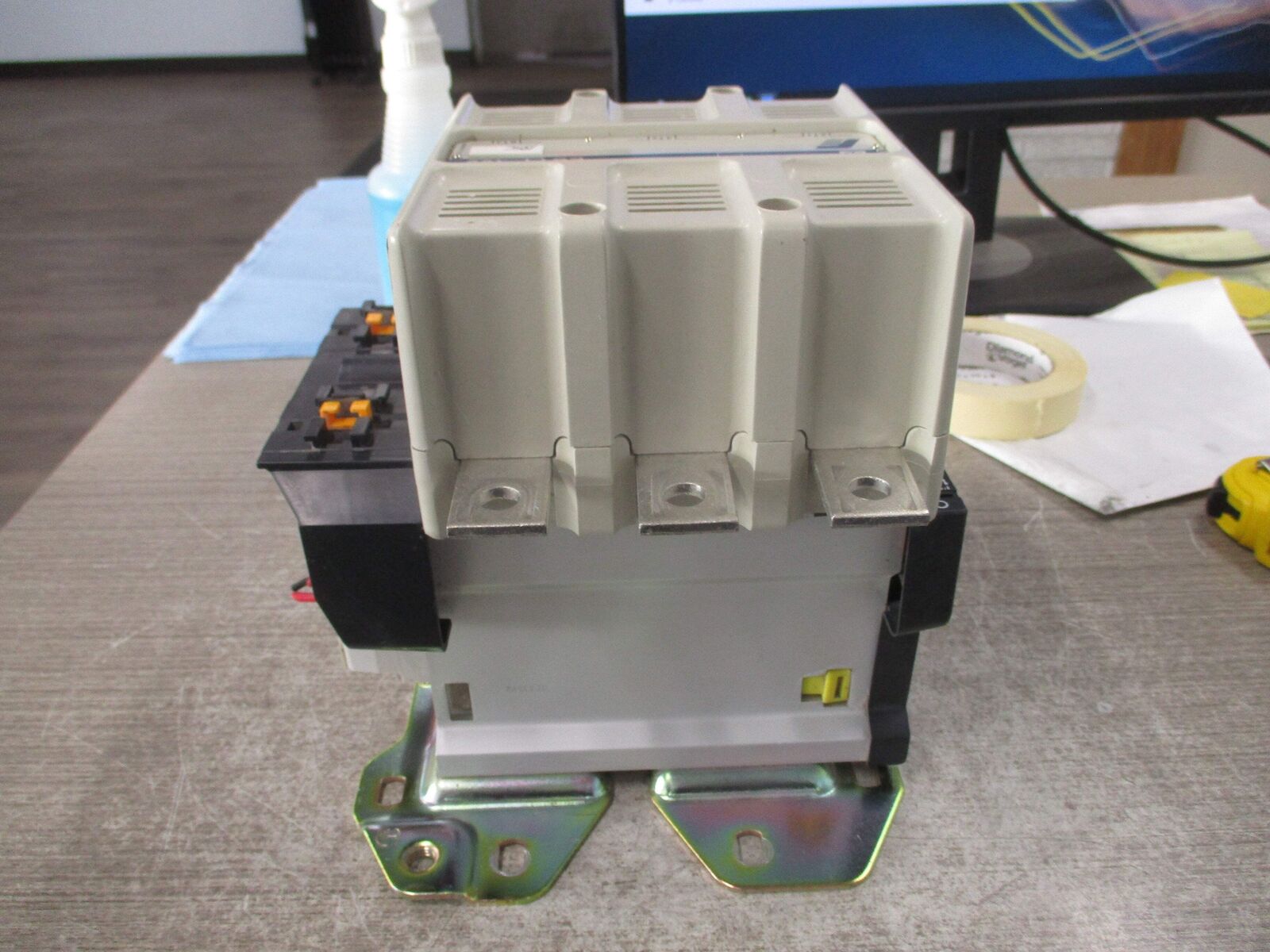 Telemecanique Contactor LC1 F 400 120V Coil 420A 600V Used