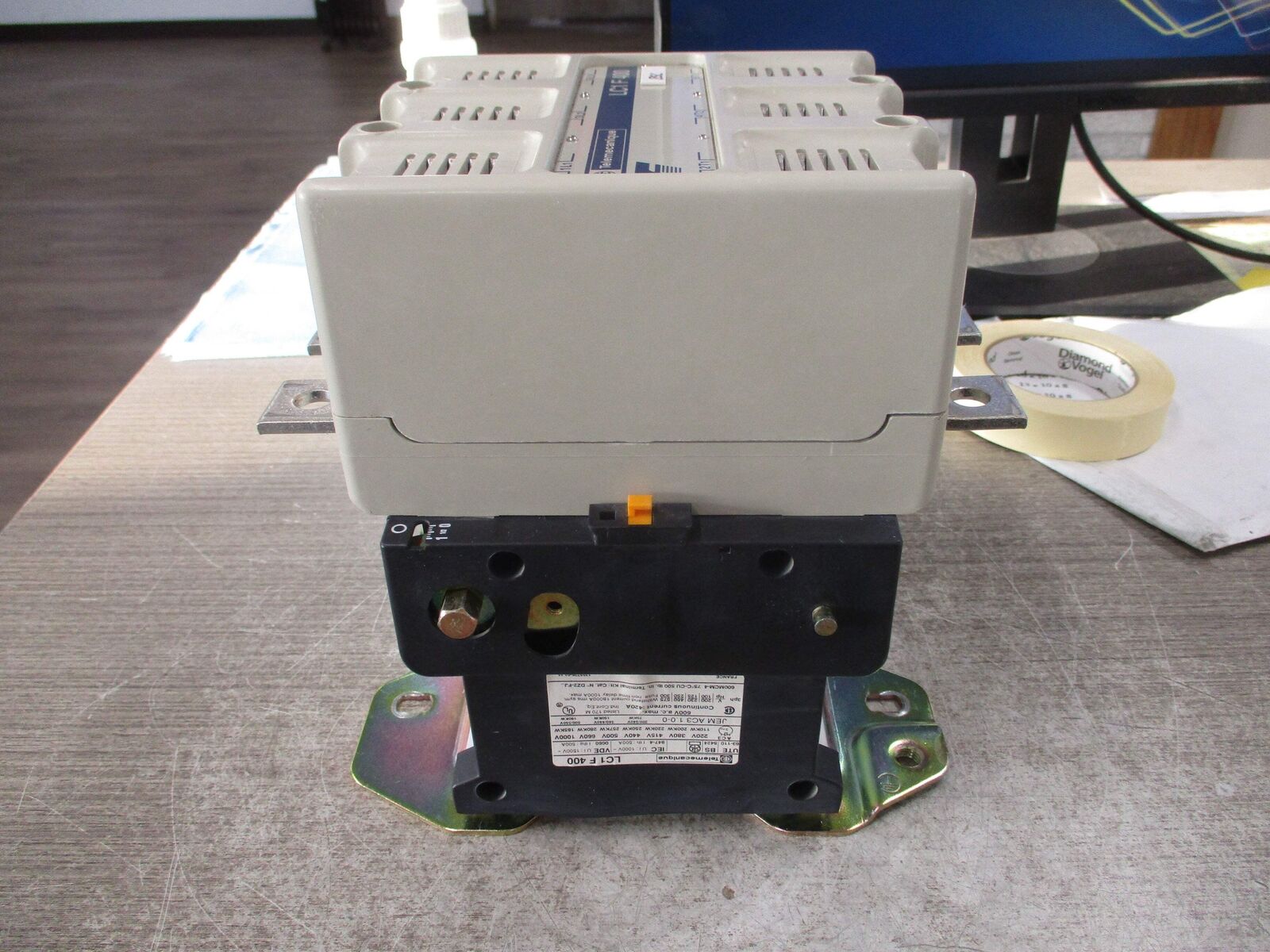 Telemecanique Contactor LC1 F 400 120V Coil 420A 600V Used