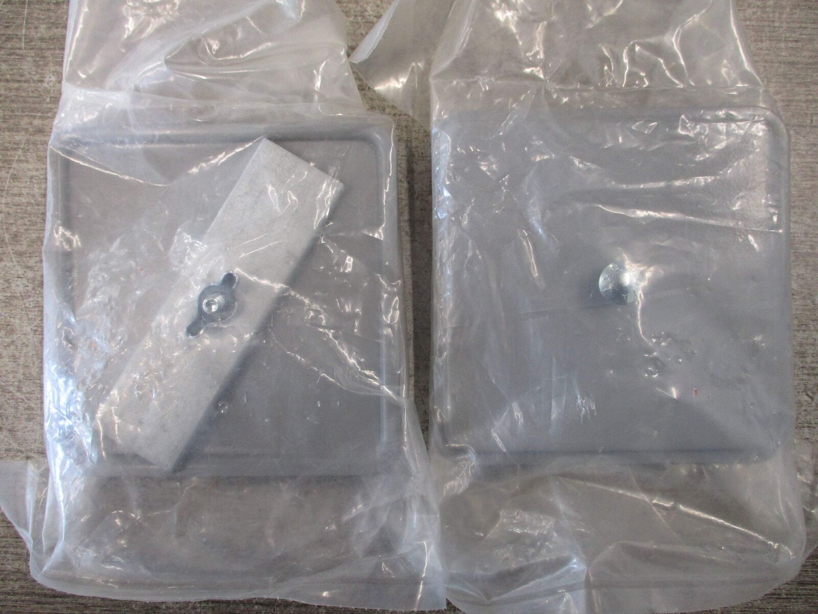 Milbank Closing Plate 9064 *No Box* *Lot of 2* New Surplus