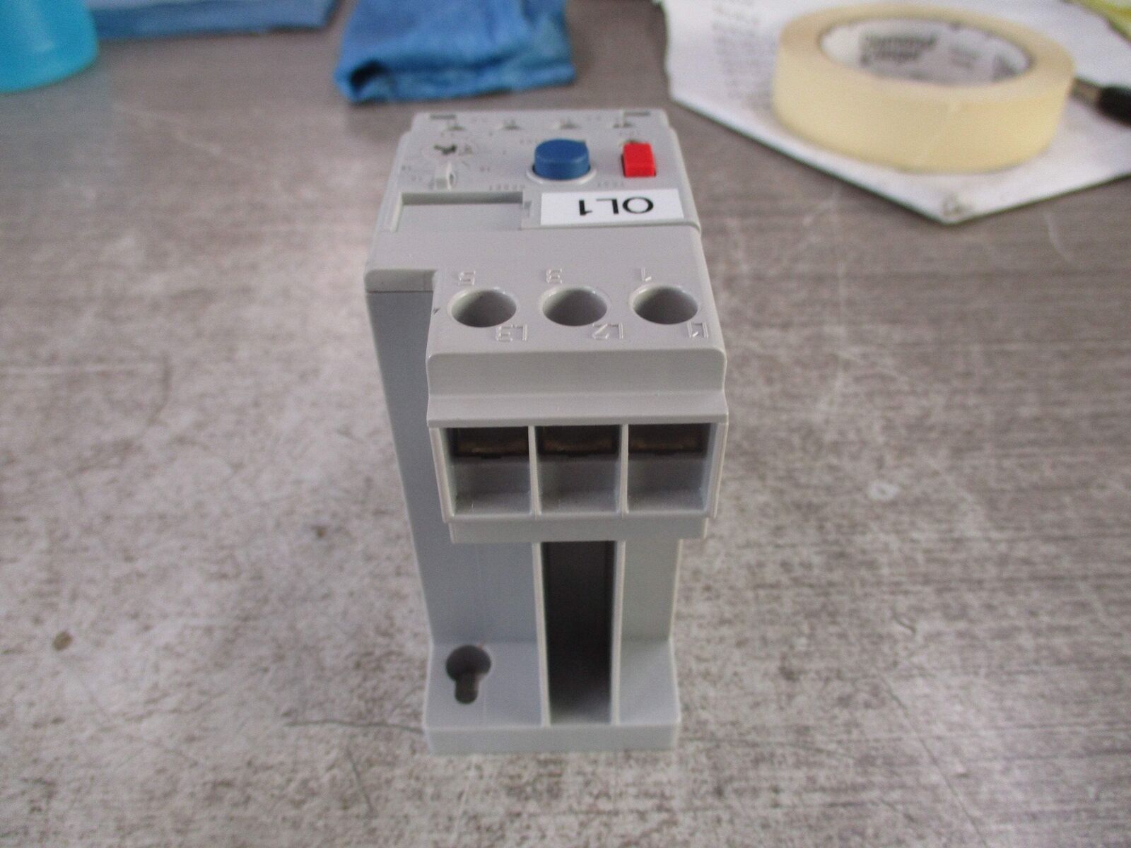 Allen-Bradley Solid State Overload 193-EEDB Ser. C Trip: 3.2-16A W/DIN-Rail Adap