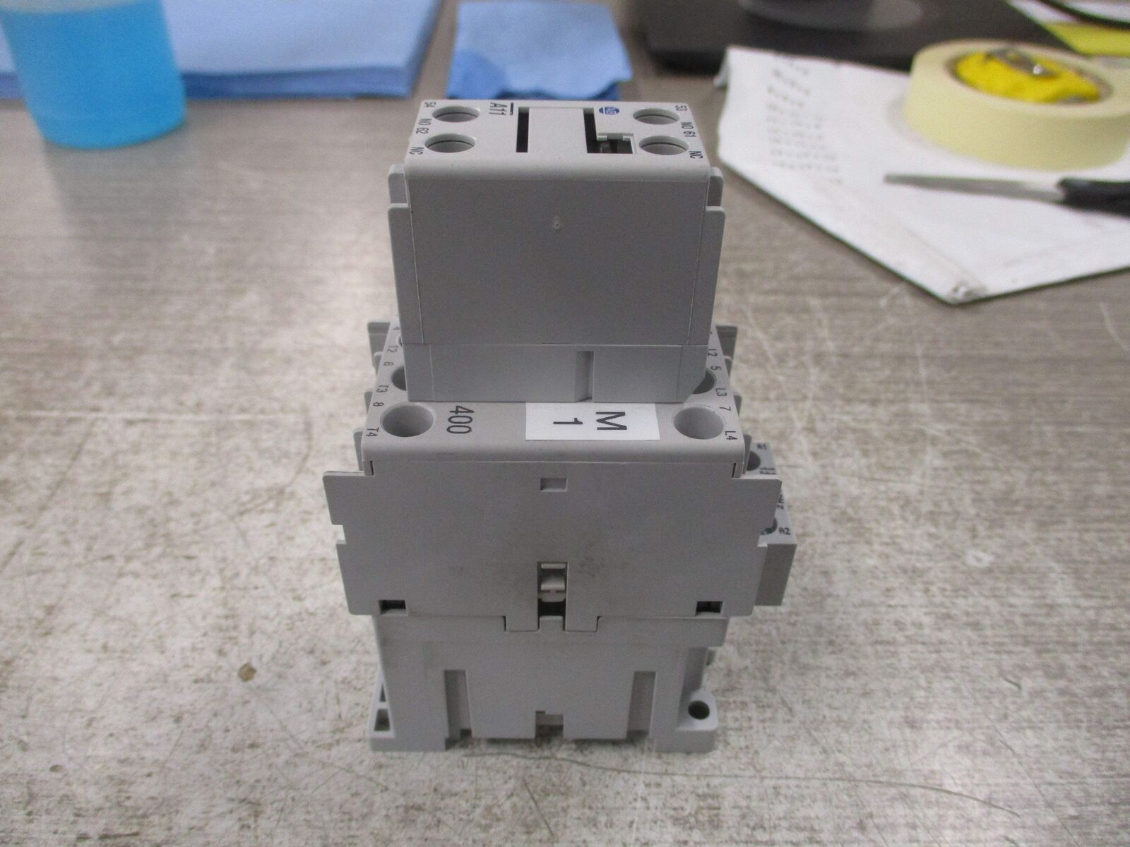 Allen-Bradly Contactor 100-C16*400 Ser. B 120V Coil 30A 600V W/Aux Contact Block
