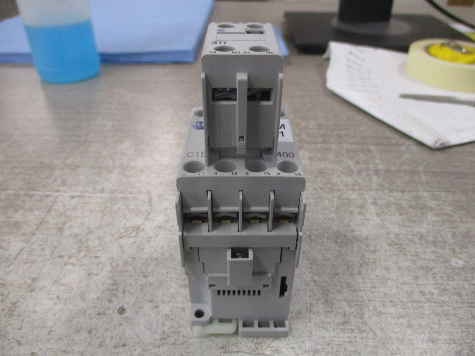 Allen-Bradly Contactor 100-C16*400 Ser. B 120V Coil 30A 600V W/Aux Contact Block